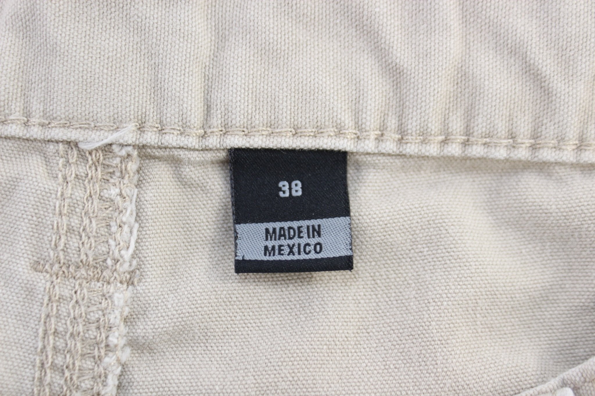 Carhartt Logo Patch Tan Shorts - ThriftedThreads.com