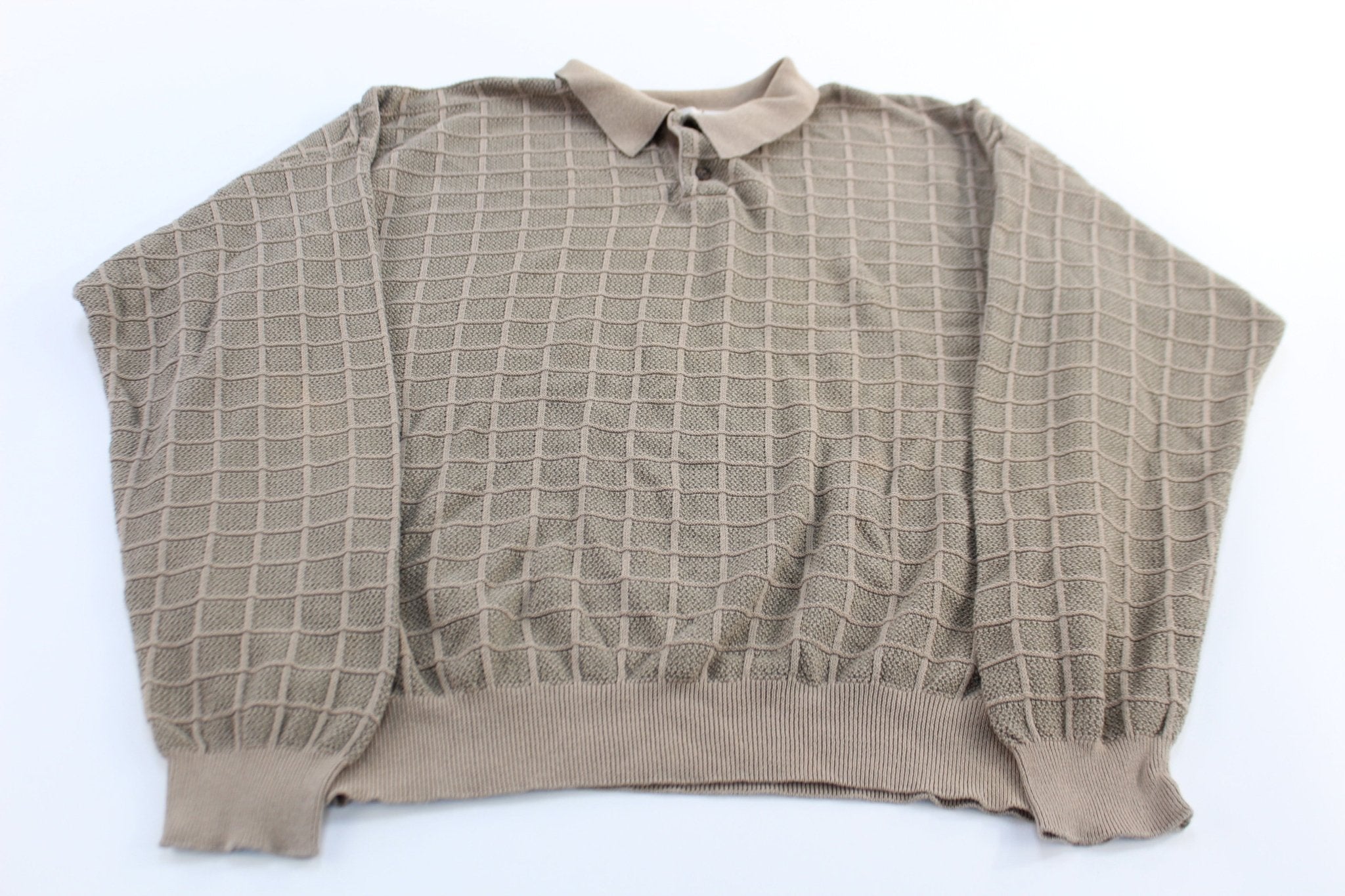 Claiborne Geometric Patterned Golf Sweater - ThriftedThreads.com