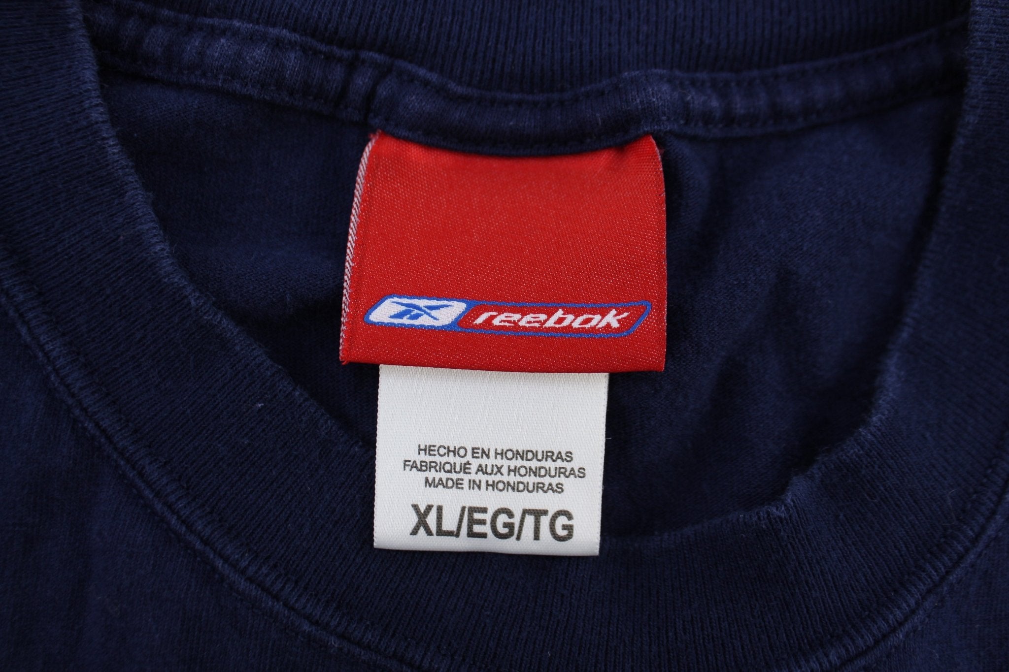 Dallas Cowboys Football Embroidered Reebok T-Shirt - ThriftedThreads.com