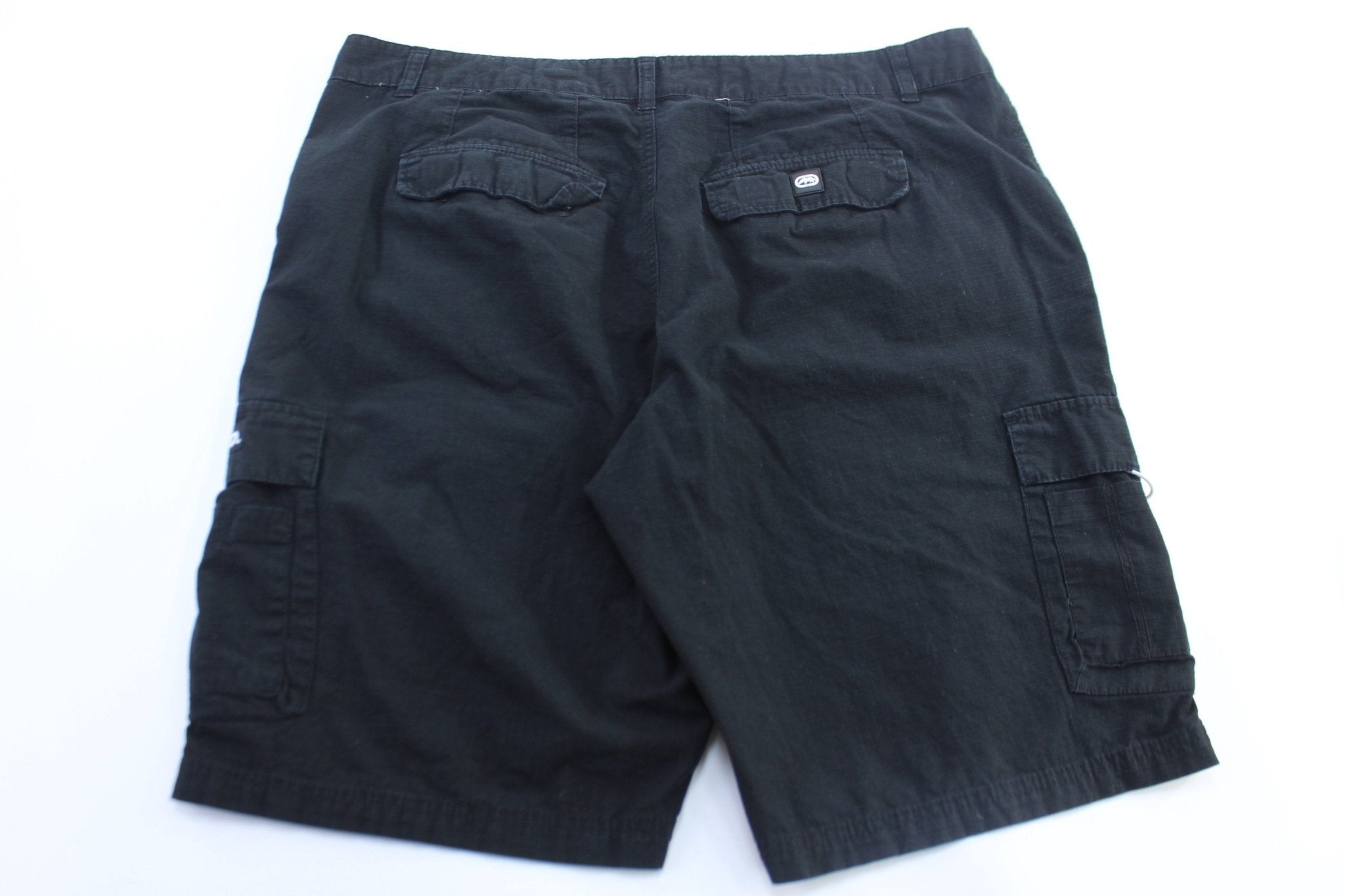 Ecko Unltd. Black Cargo Shorts - Pants/Shorts - Thrifted Threads