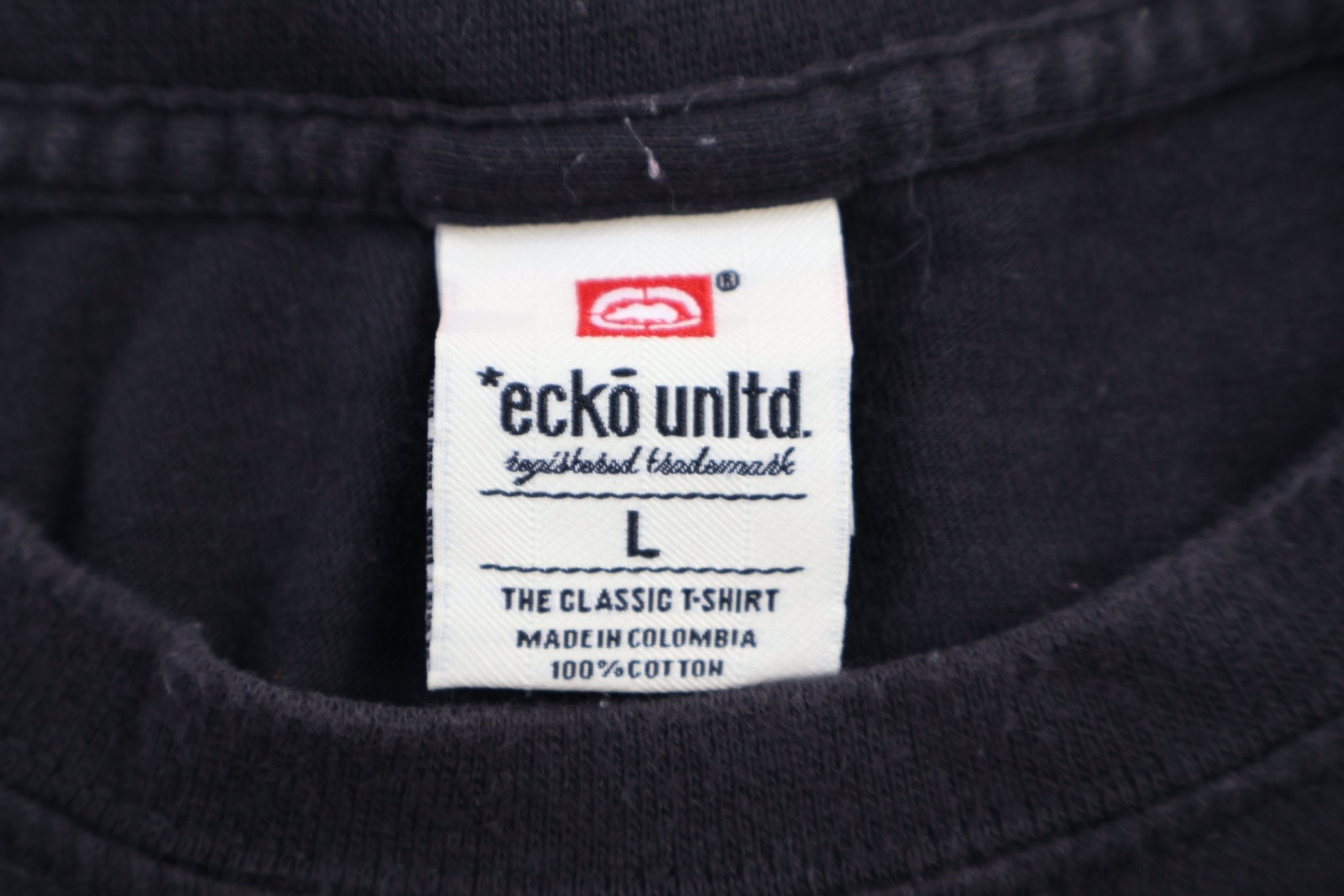 Ecko Unltd World Famous T-shirt - T-Shirt - Thrifted Threads