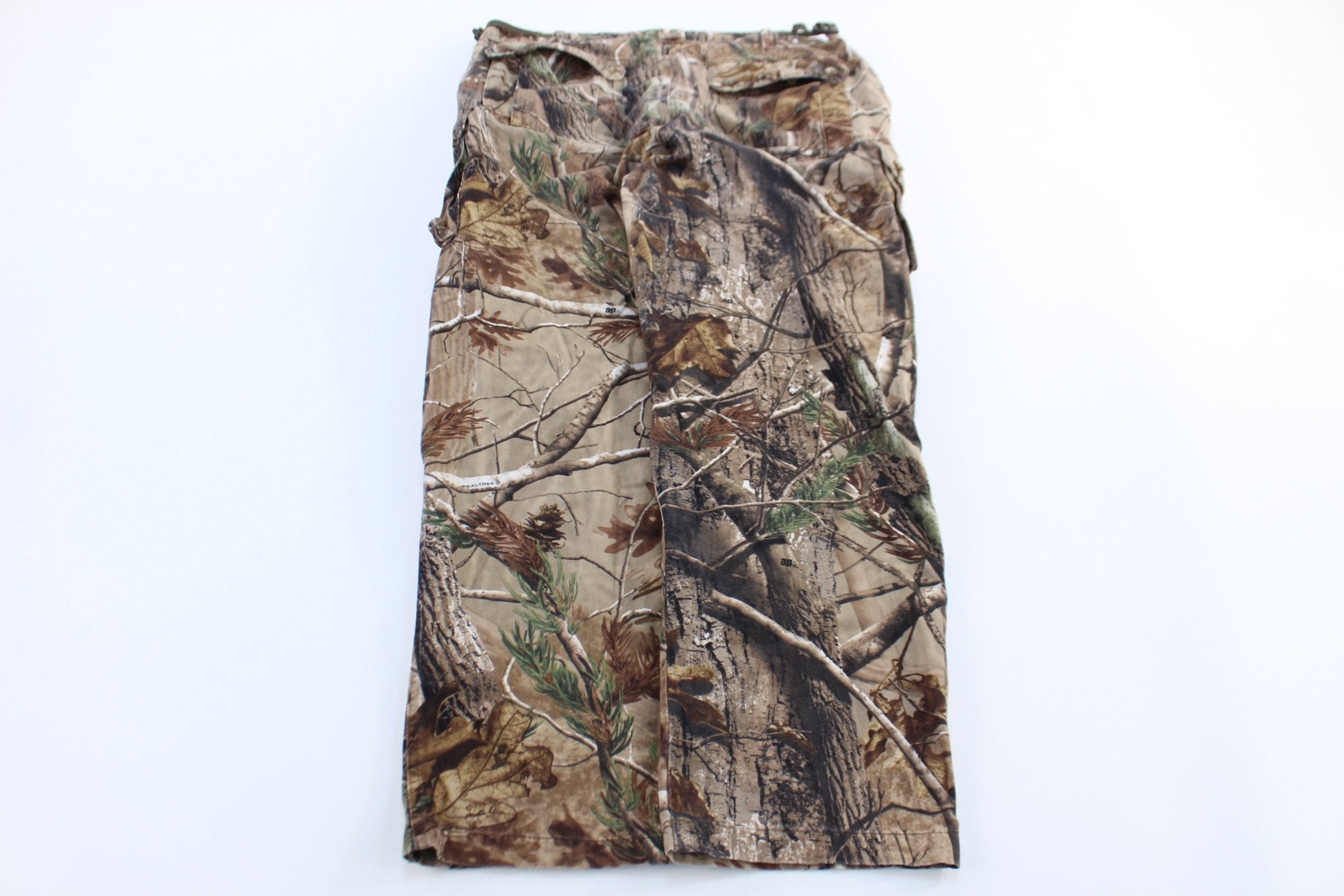 Game Winner Camo Cargo Pants - Pants/Shorts - Thrifted Threads