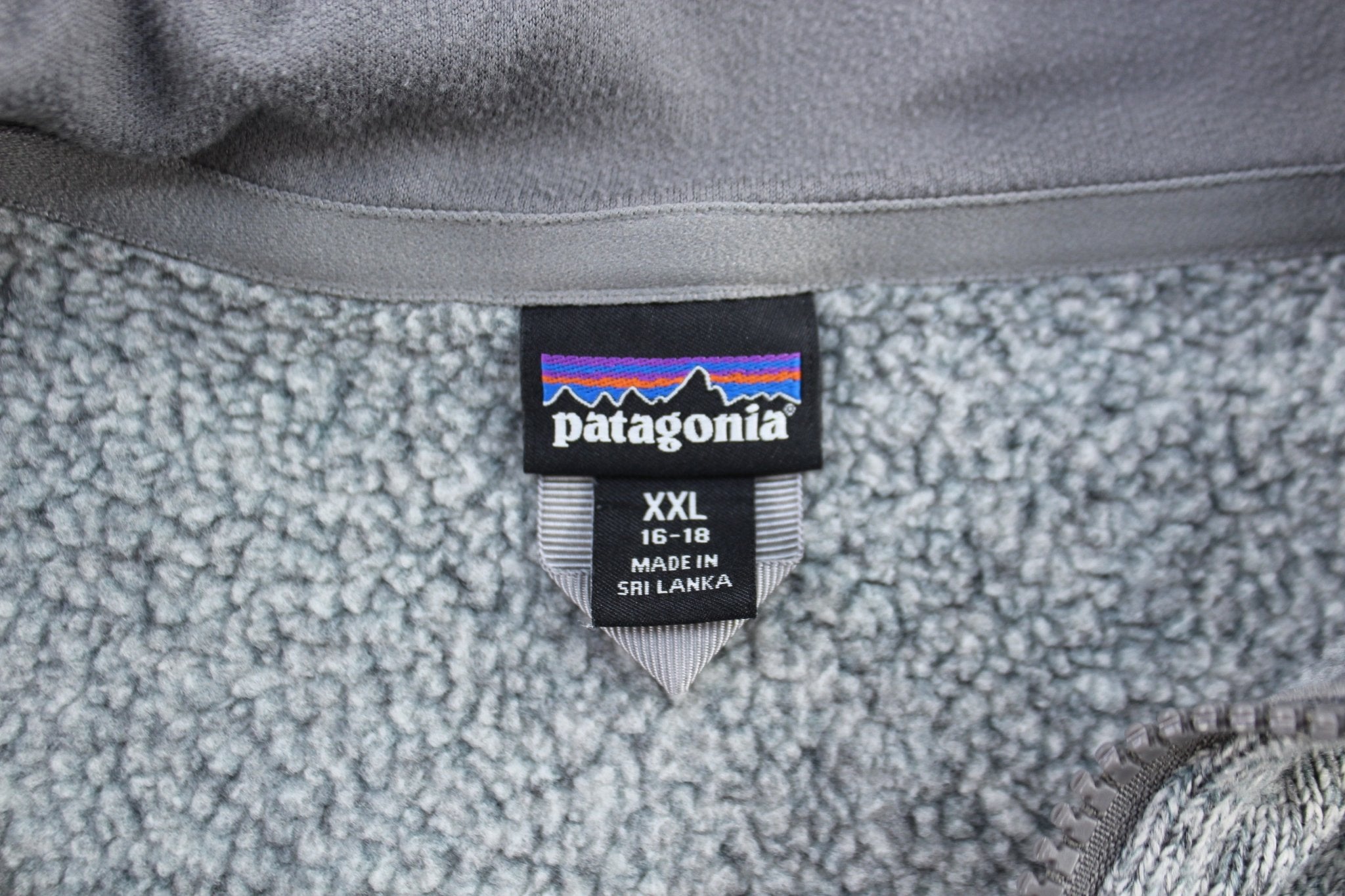 Girls Patagonia Logo Patch Grey Better Sweater - ThriftedThreads.com