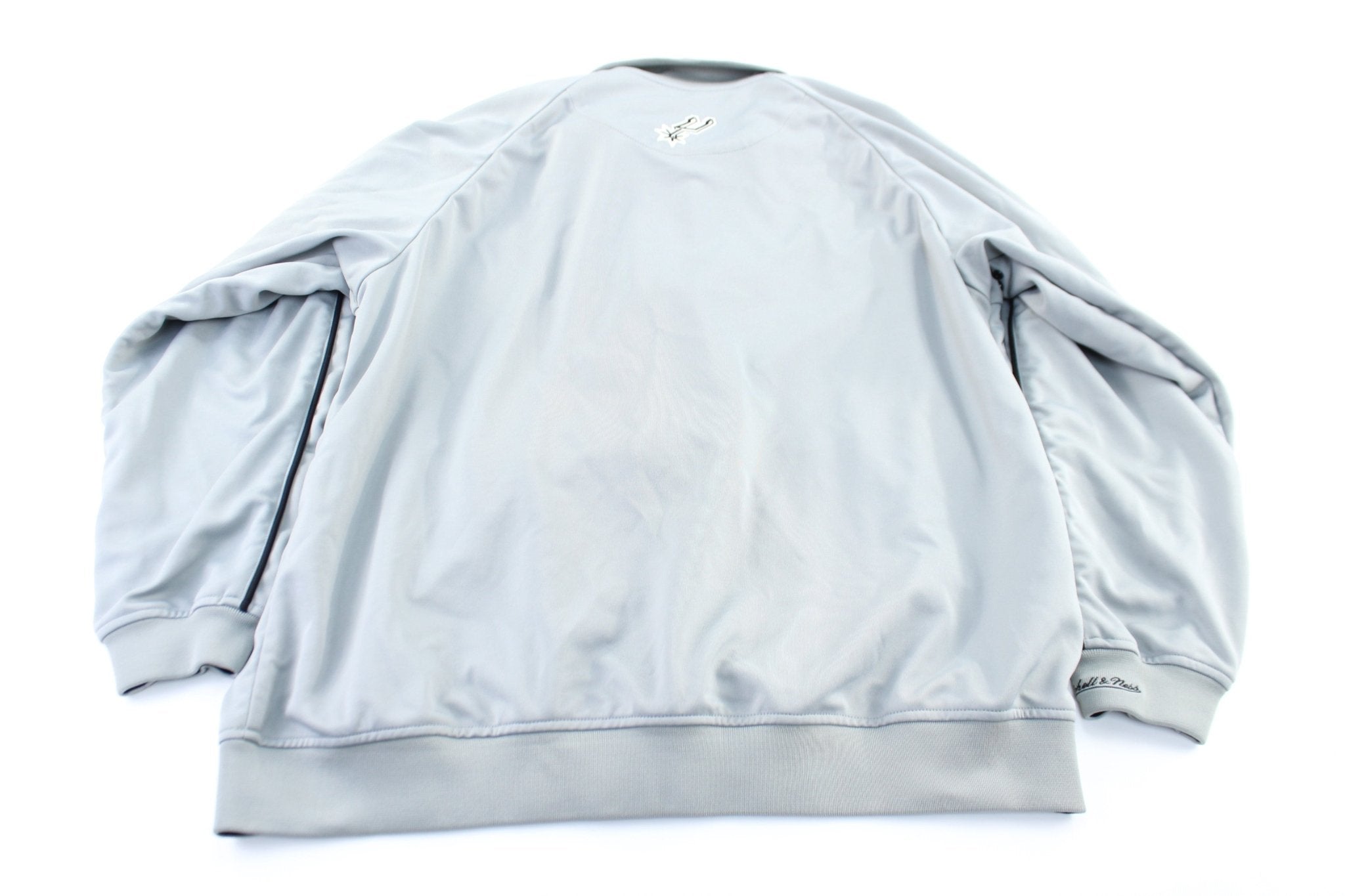 Hardwood Classic San Antonio Spurs Black & Grey Zip Up Jacket - ThriftedThreads.com