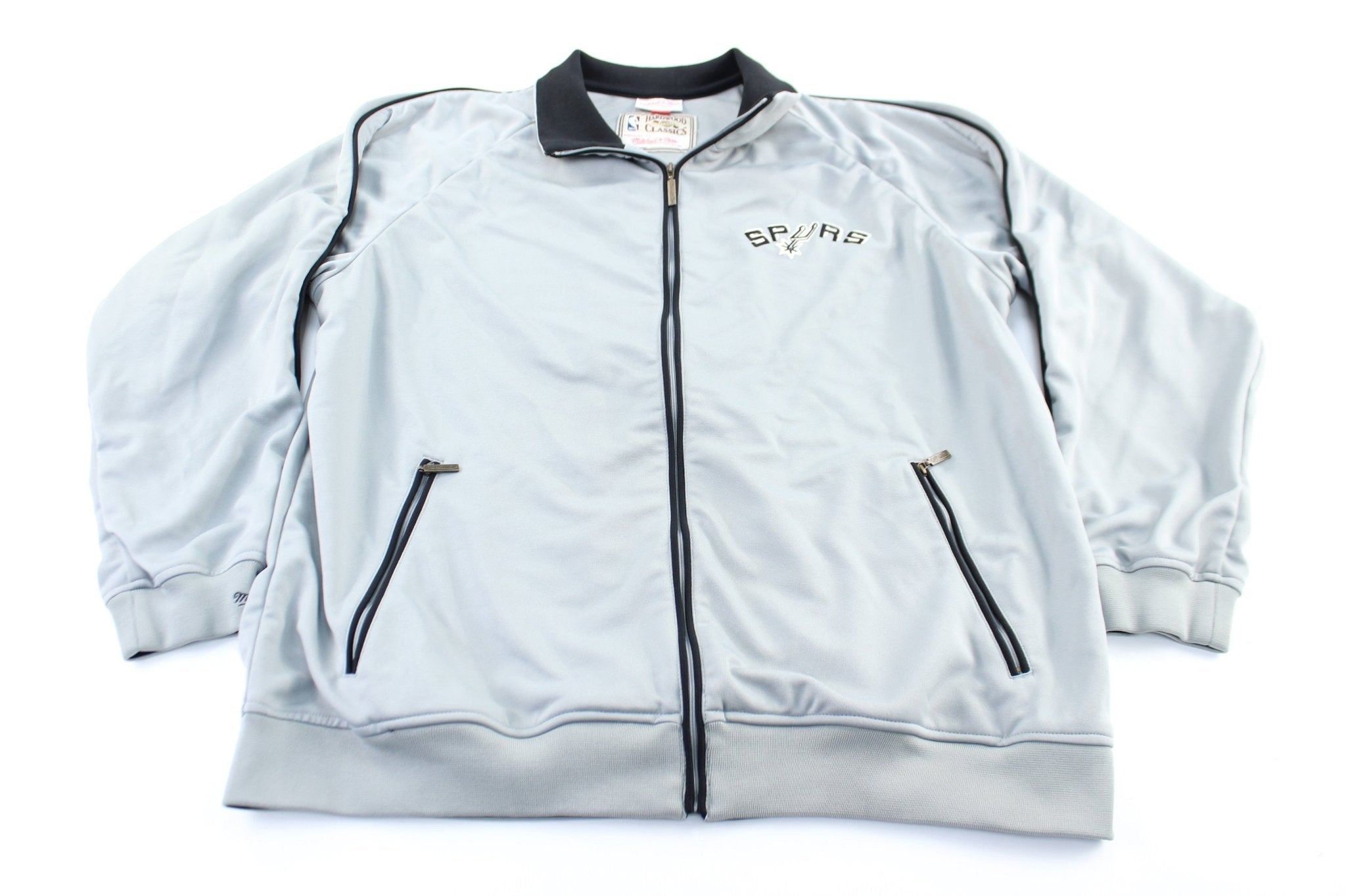 Hardwood Classic San Antonio Spurs Black & Grey Zip Up Jacket - ThriftedThreads.com