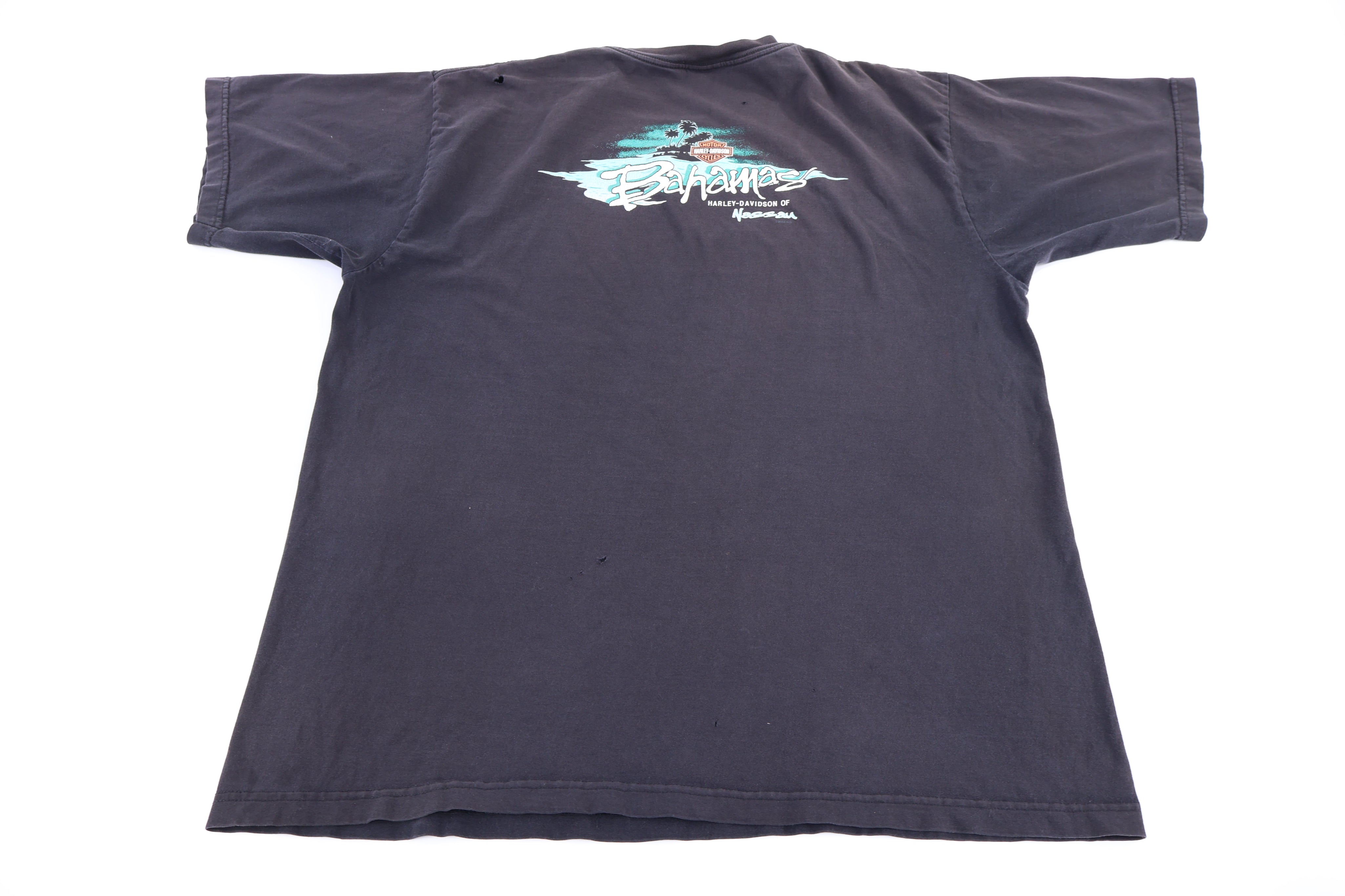 Harley Davidson Motorcycles Bahamas T-shirt - Shirts & Tops - Thrifted Threads