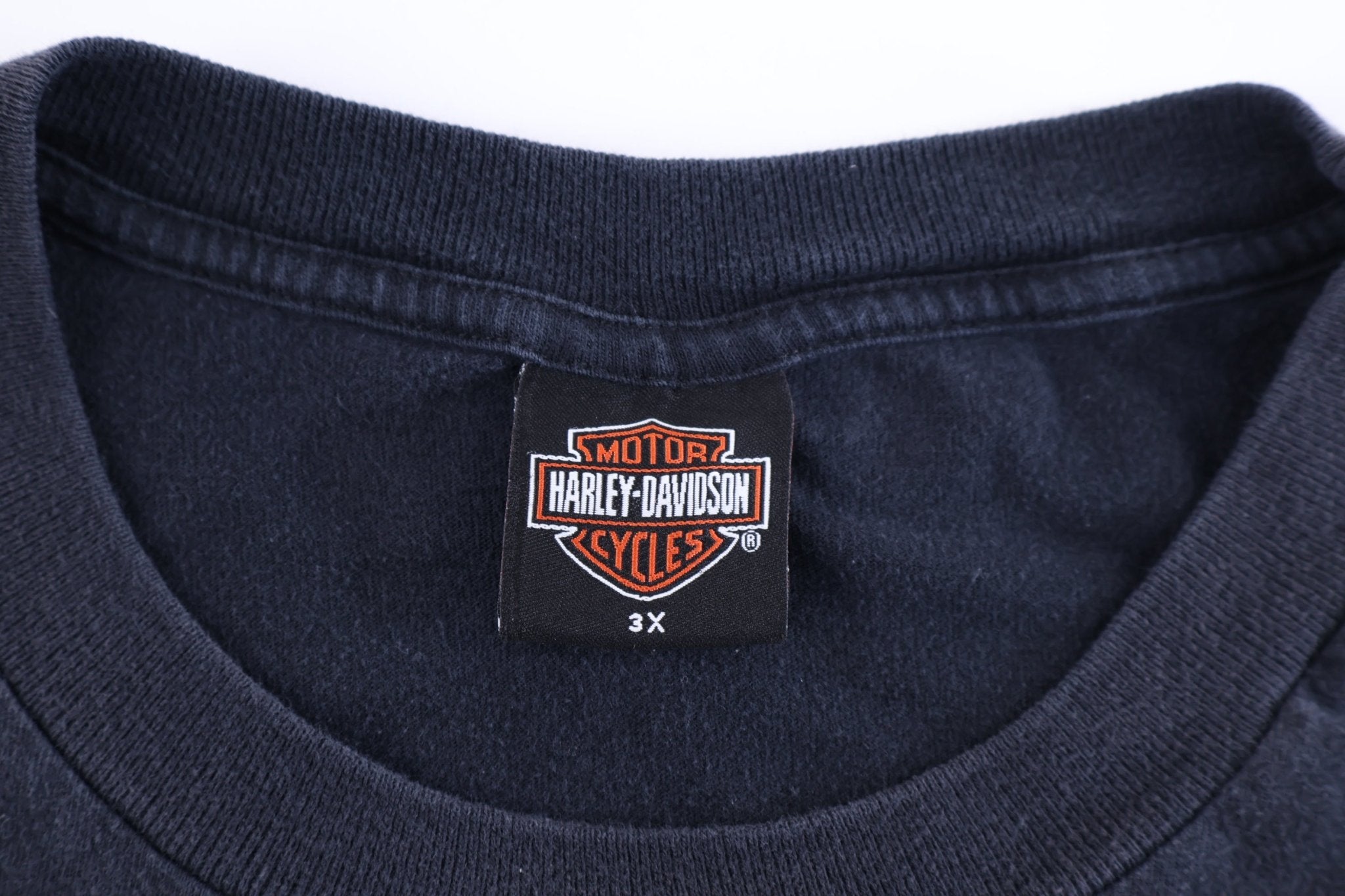 Harley Davidson Motorcycles Dubai T-shirt - Shirts & Tops - Thrifted Threads