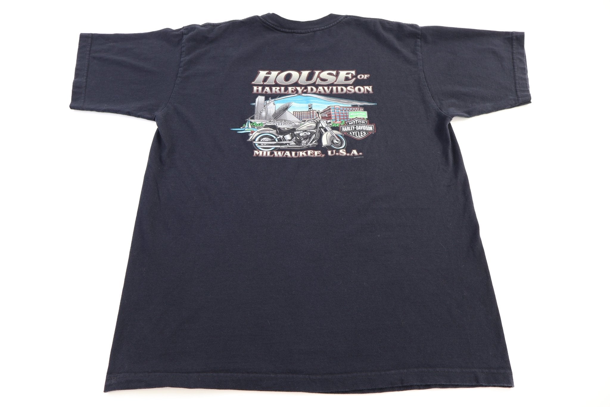 Harley Davidson Motorcycles Milwaukee T-shirt - Shirts & Tops - Thrifted Threads