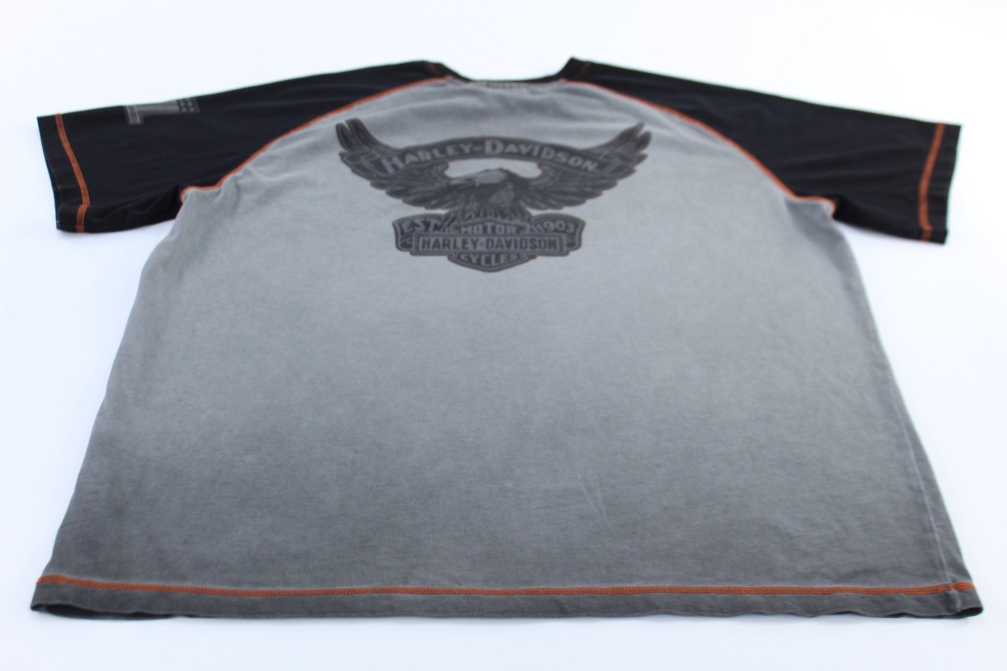 Harley Davidson Motorcycles Spellout Logo T-Shirt - ThriftedThreads.com