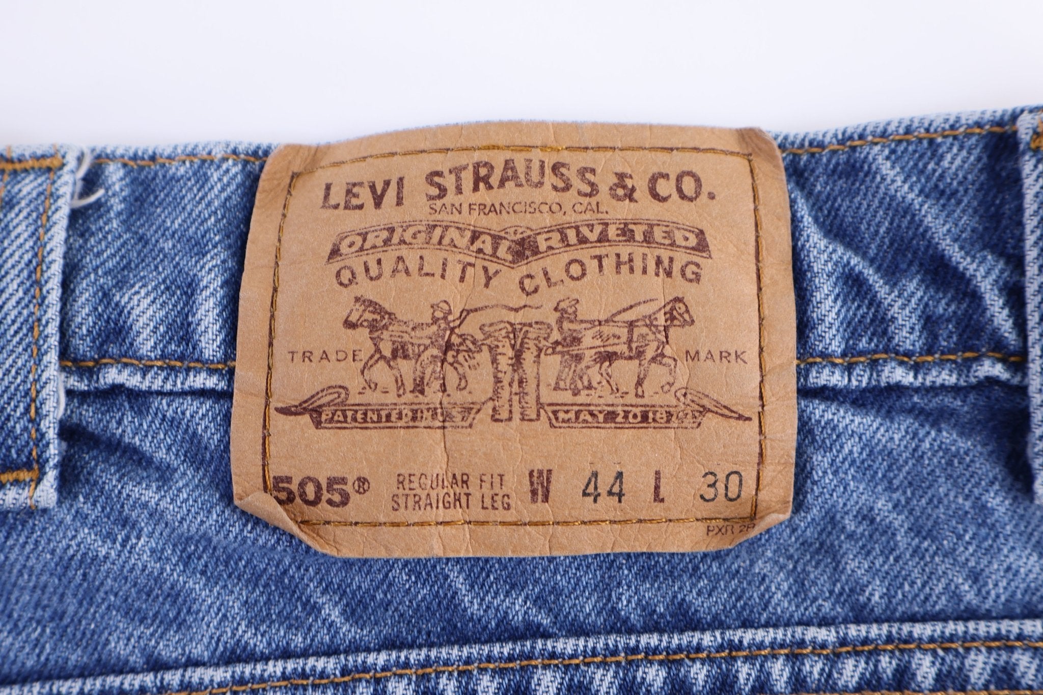 Levi's 505 Dark Wash Denim Jeans - Pants - Thrifted Threads