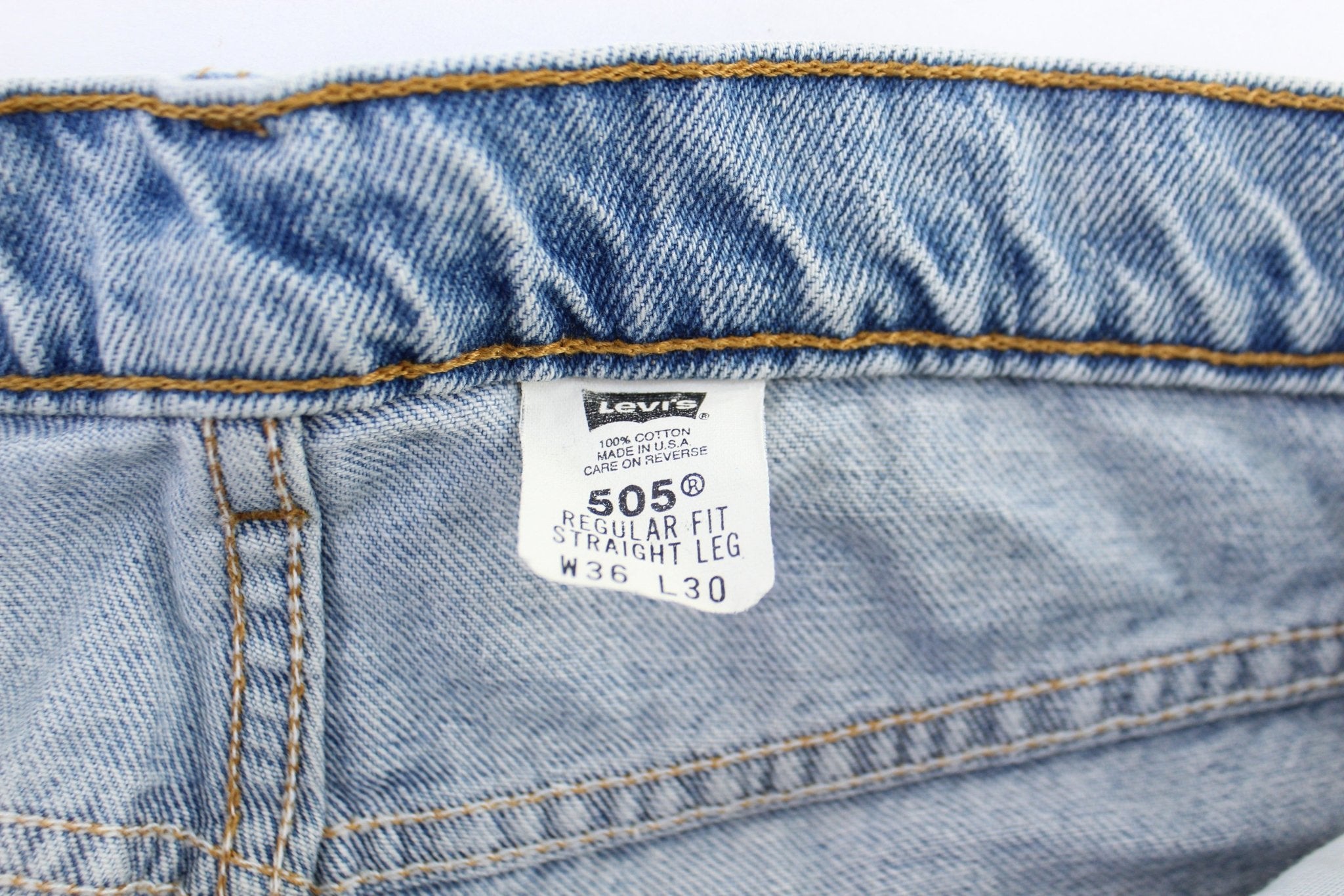 Levi's 505 Light Wash Denim Jeans - ThriftedThreads.com
