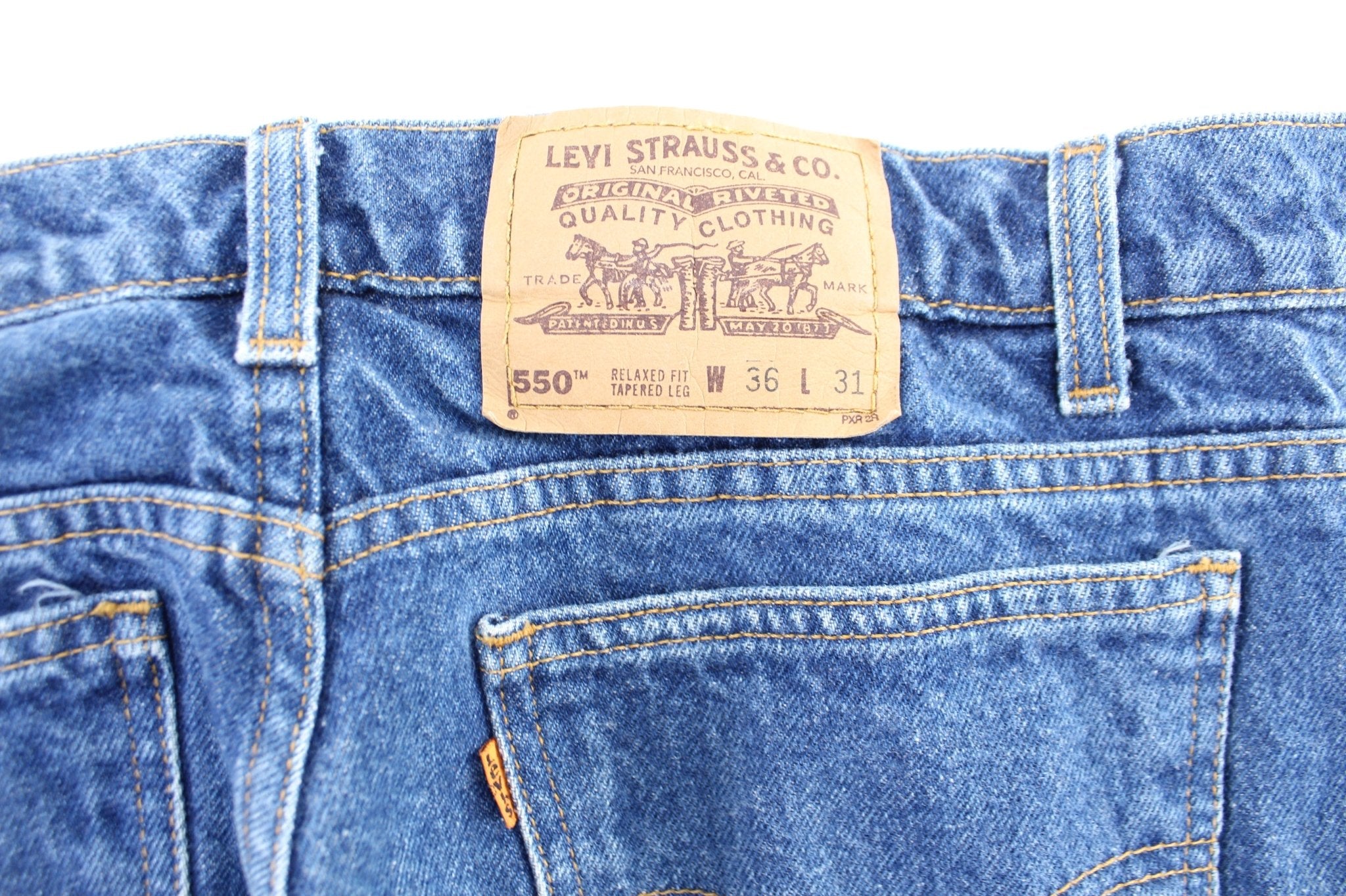 Levi's 550 Dark Wash Denim Jeans - ThriftedThreads.com