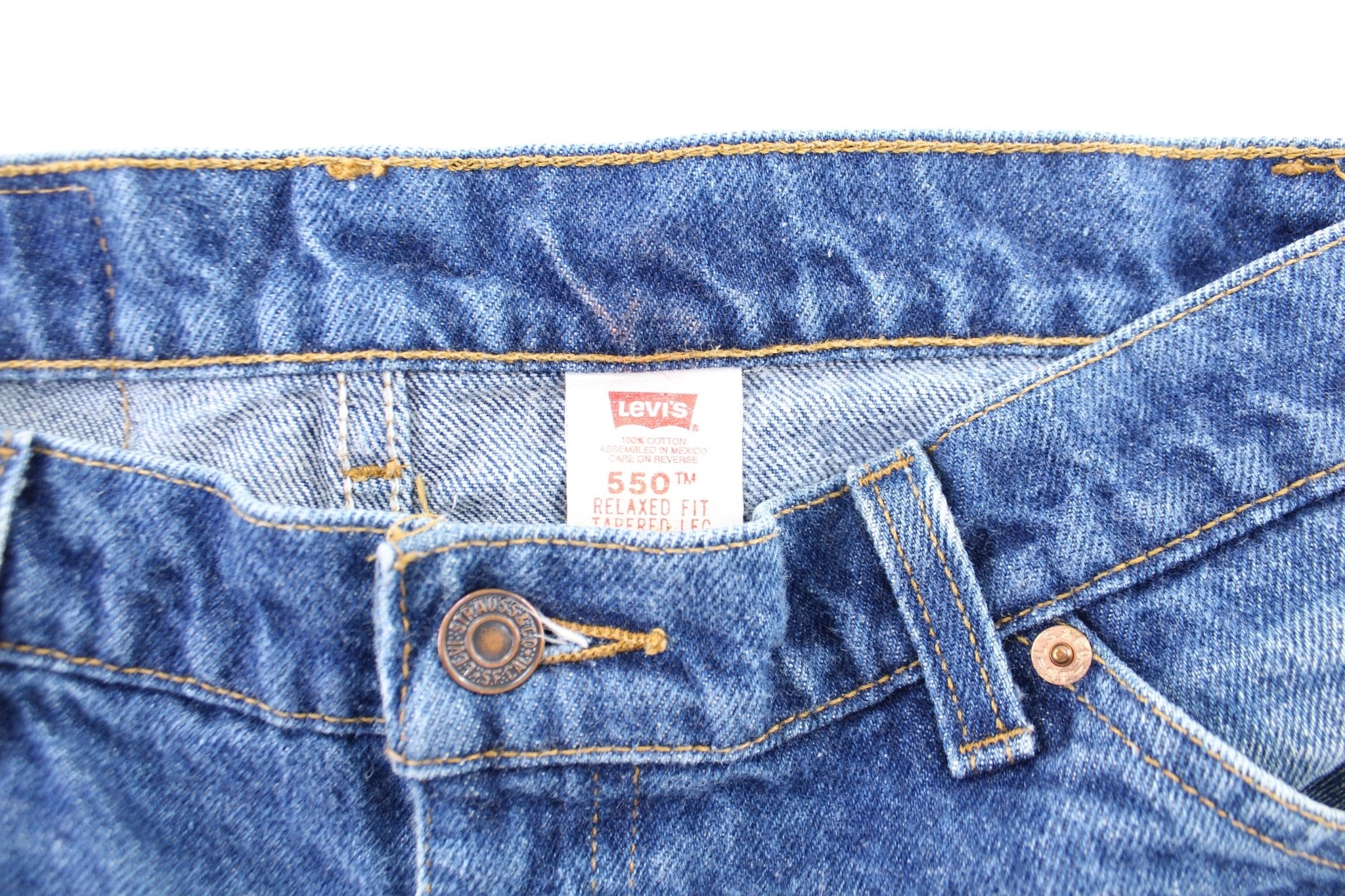 Levi's 550 Dark Wash Denim Jeans - ThriftedThreads.com