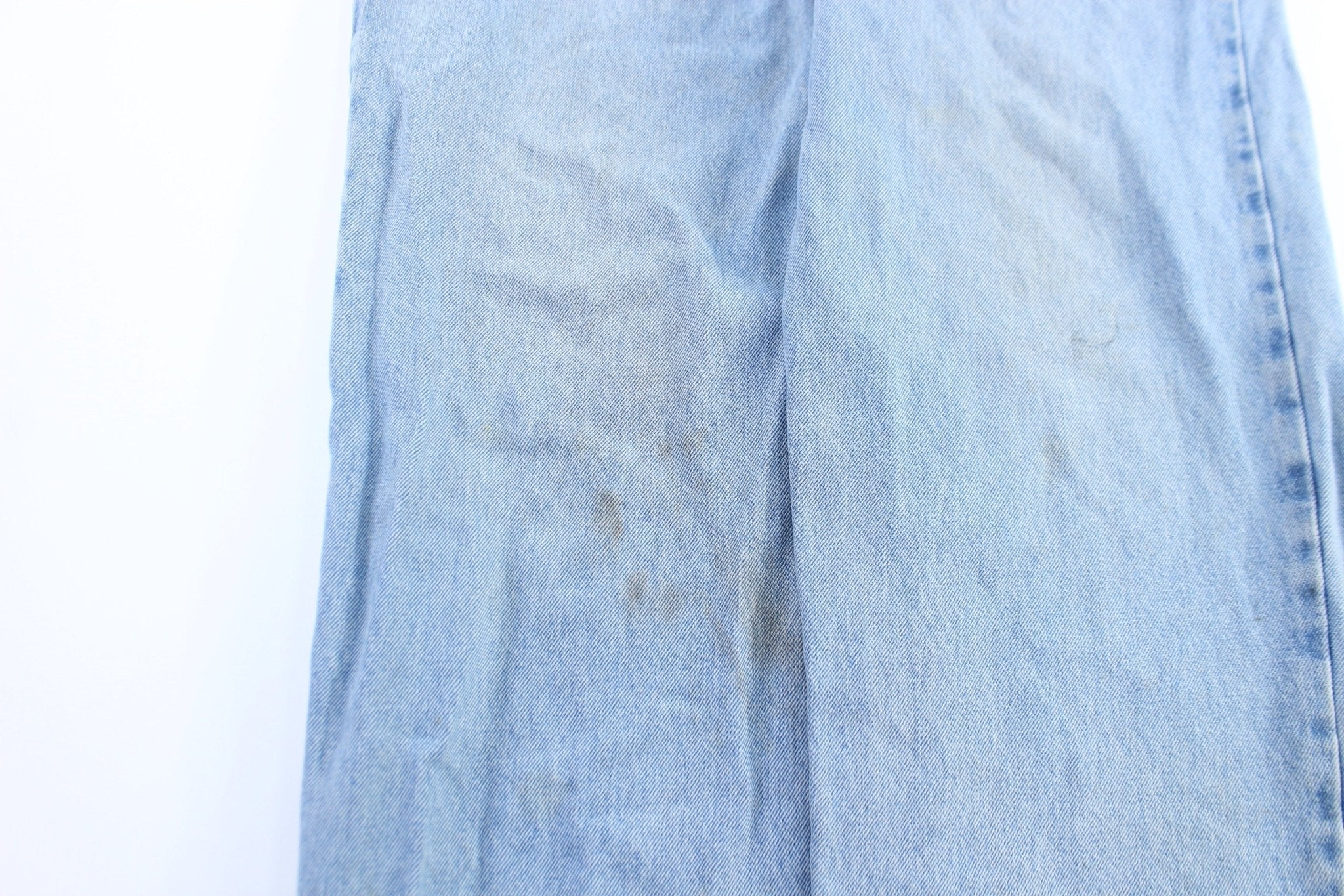 Levi's 550 Light Wash Denim Jeans - Pants/Shorts - Thrifted Threads