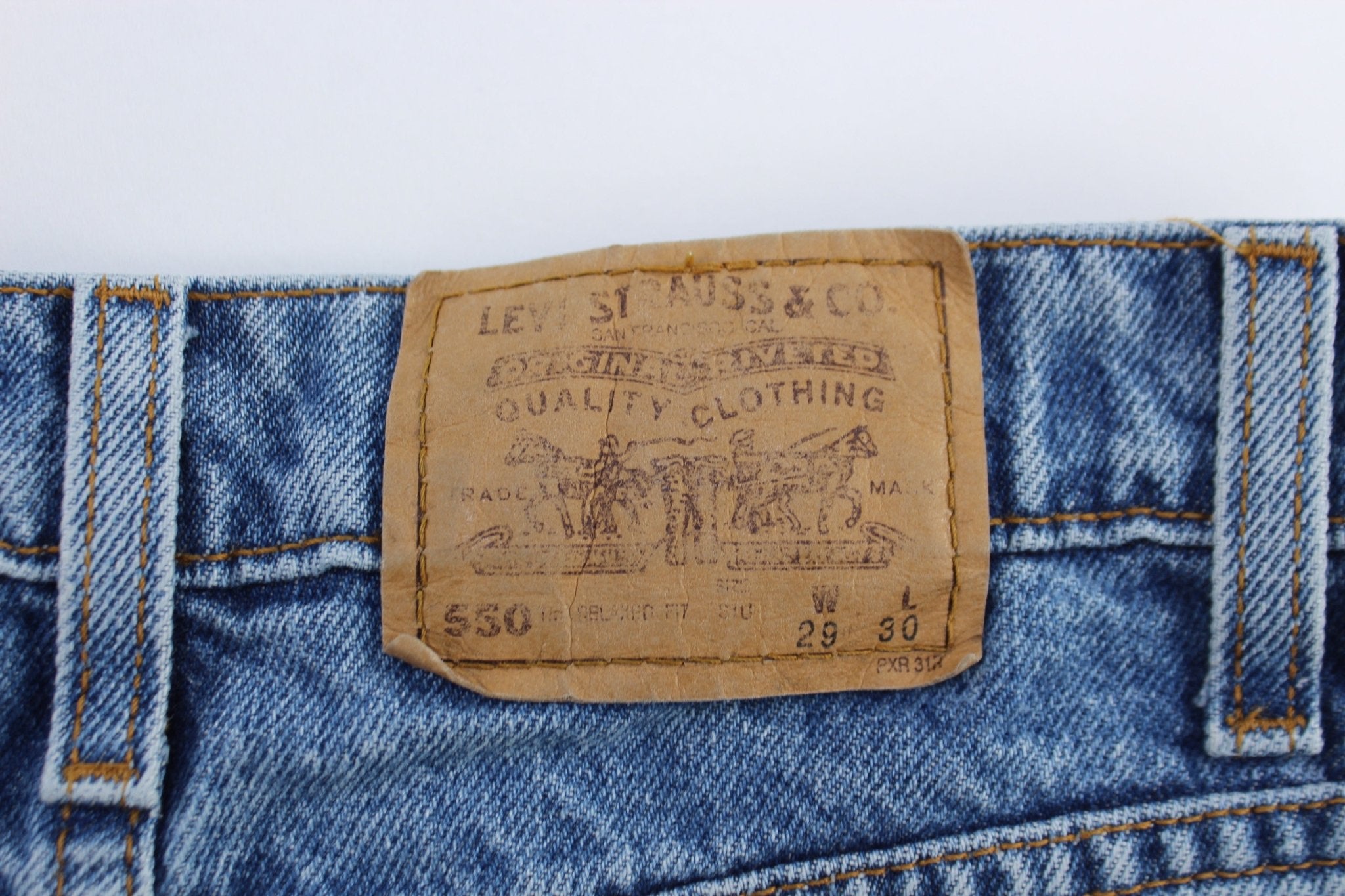 Levi's 550 Student Denim Jeans - ThriftedThreads.com