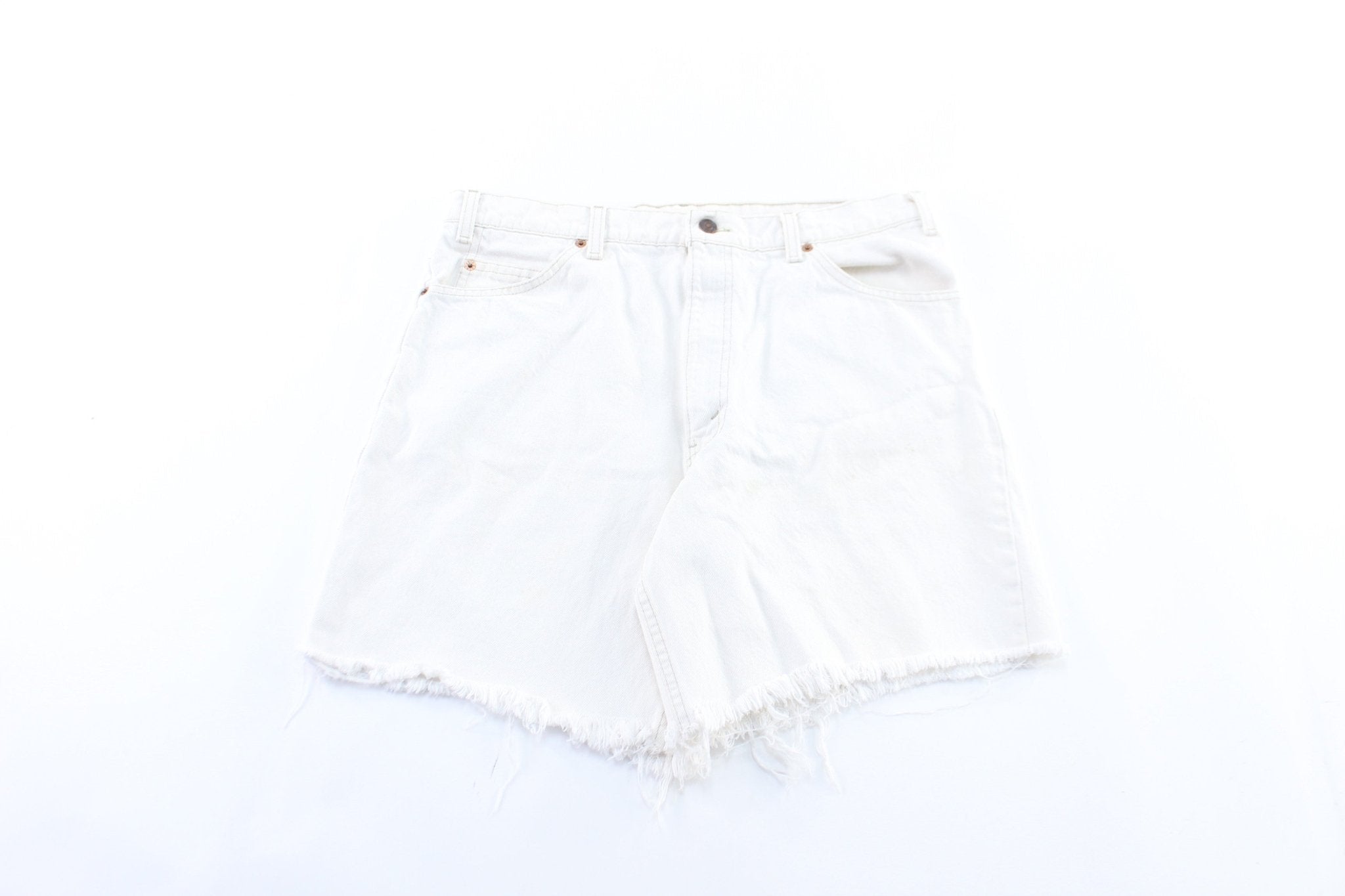 Levi's 550 White Denim Shorts - Pants/Shorts - Thrifted Threads