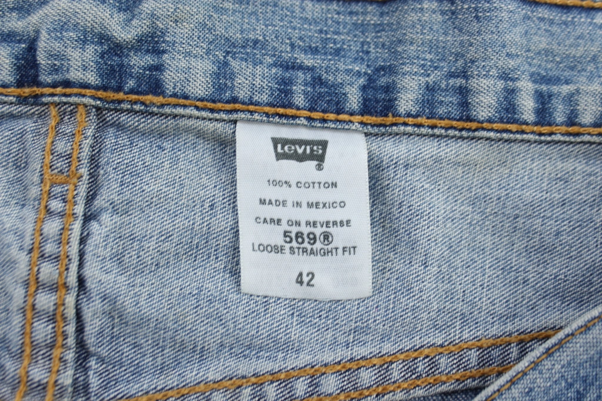 Levi's 569 Denim Shorts - ThriftedThreads.com