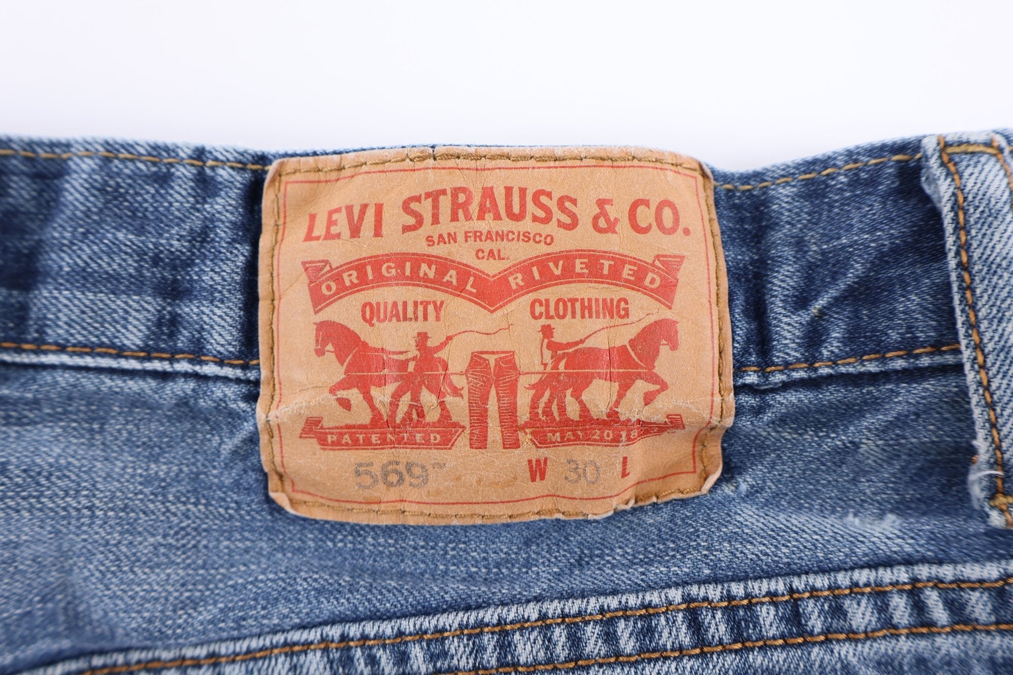 Levi's 569 Medium Wash Denim Shorts - Pants/Shorts - Thrifted Threads