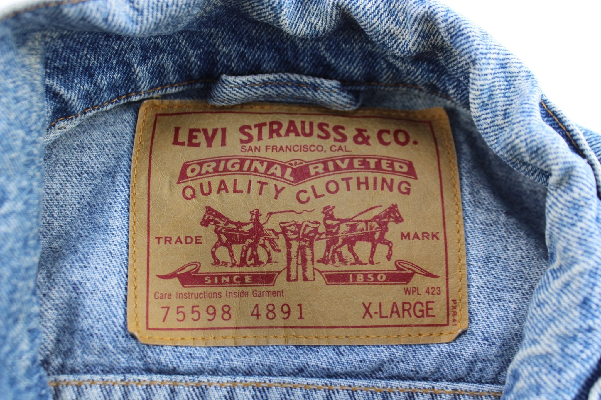 Levi's Embroidered "501 Live The Legend" Denim Jacket - ThriftedThreads.com