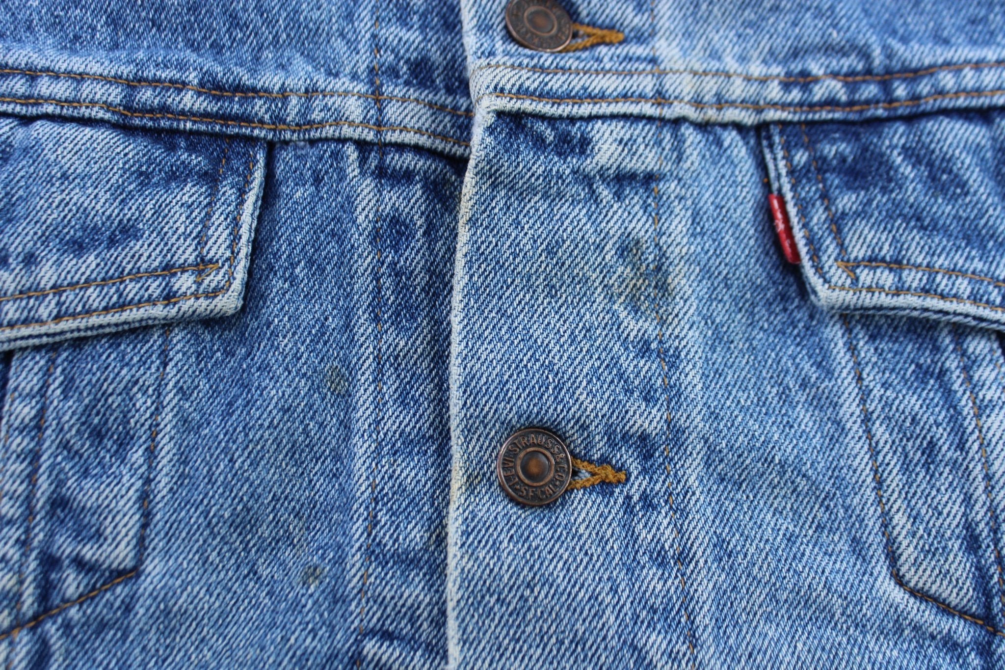 Levi's Embroidered "501 Live The Legend" Denim Jacket - ThriftedThreads.com