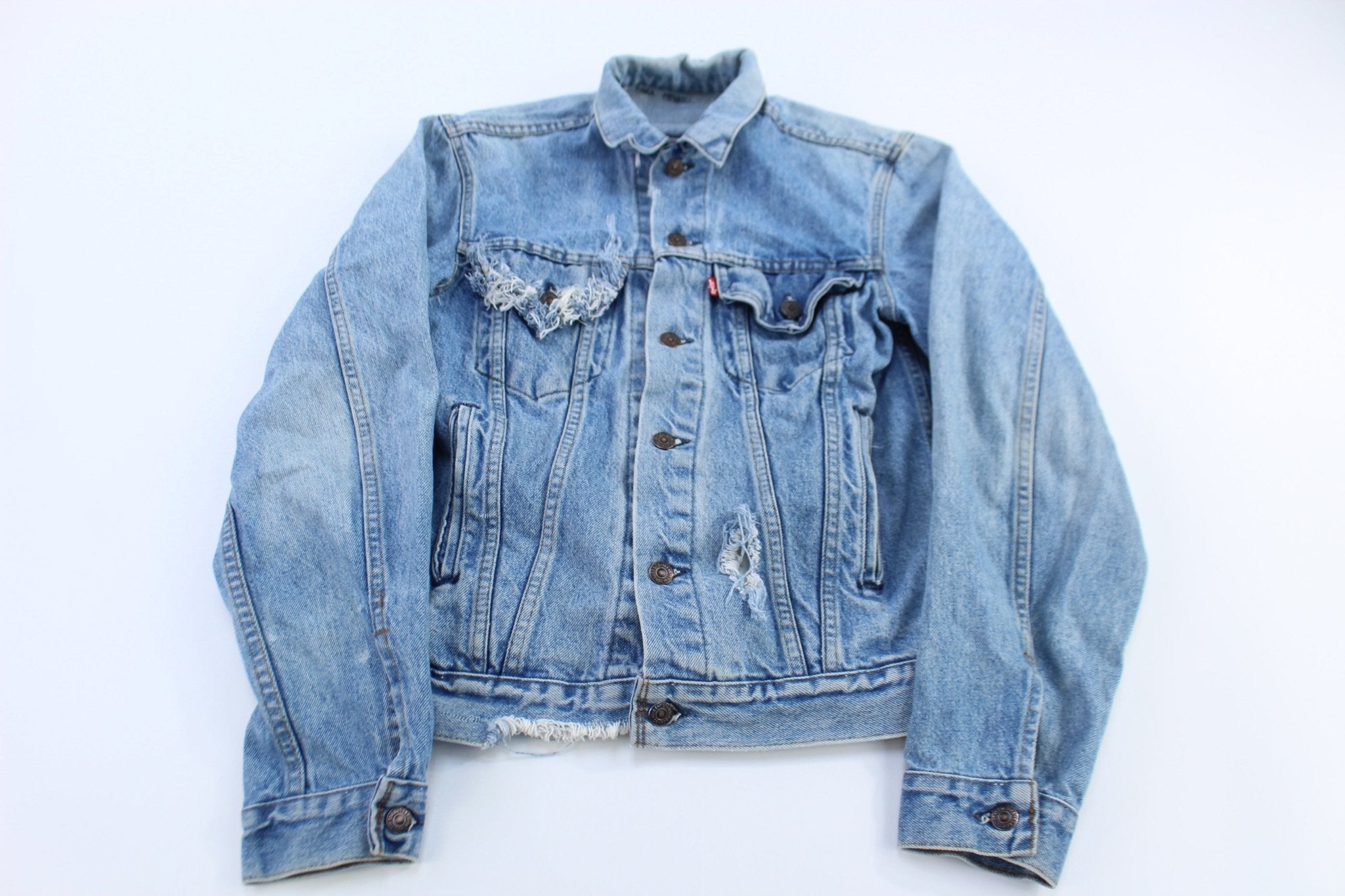 Levi's Light Wash Button Trucker Jacket - jacket - Thrifted Threads