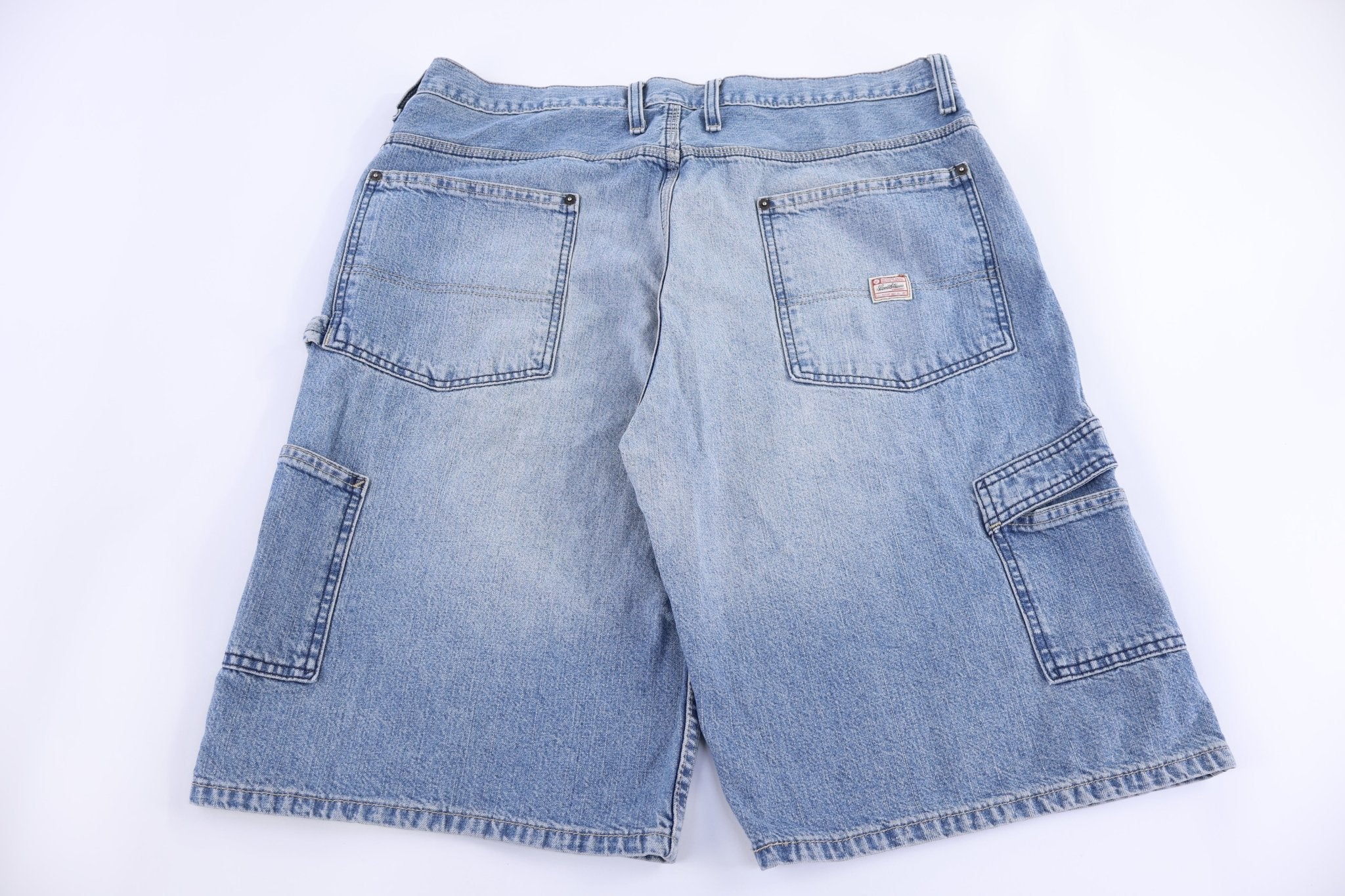 Levi's Light Wash Denim Shorts - Pants/Shorts - Thrifted Threads