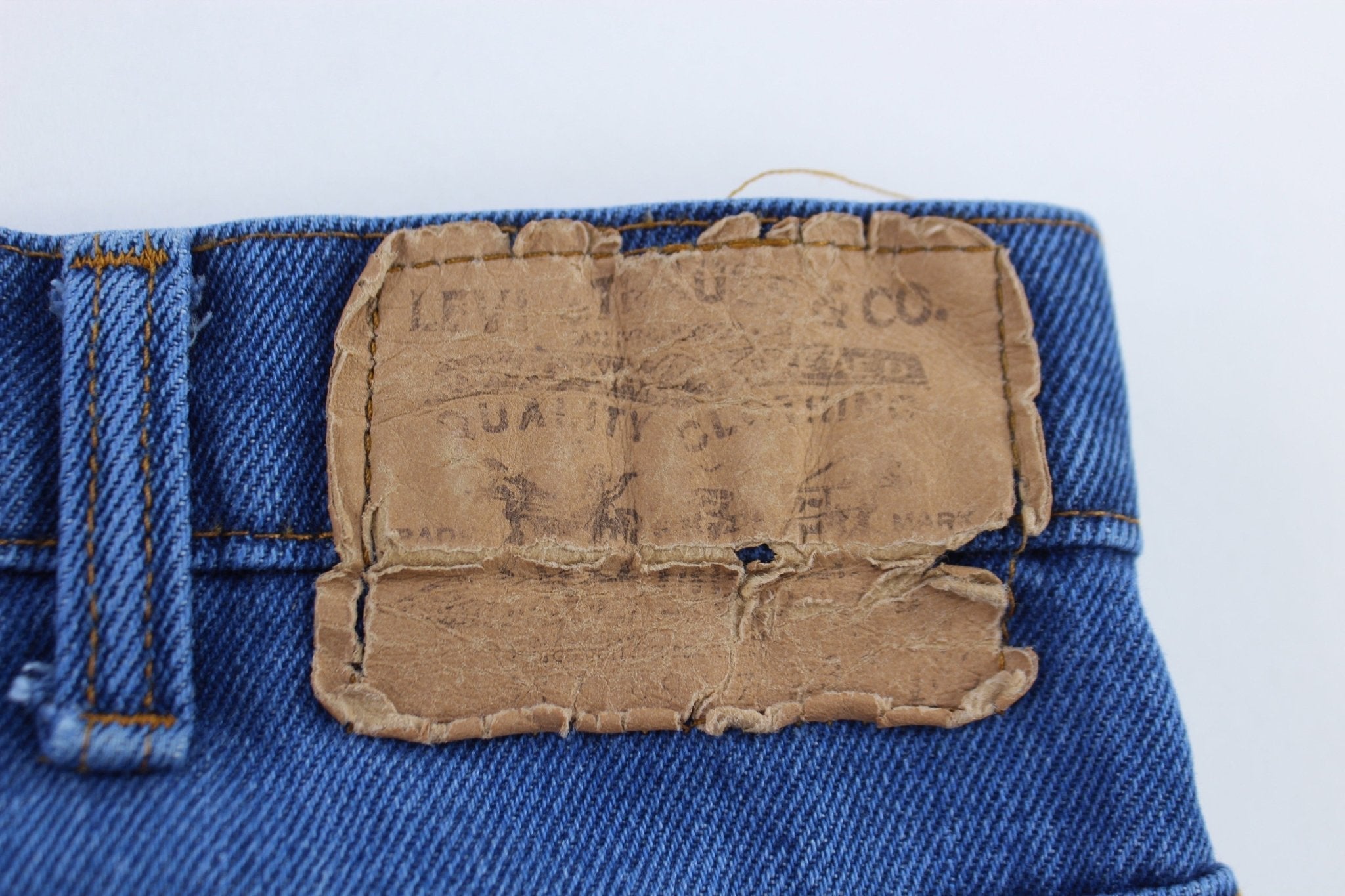 Levi's Medium Wash Denim Jeans - Pants/Shorts - Thrifted Threads