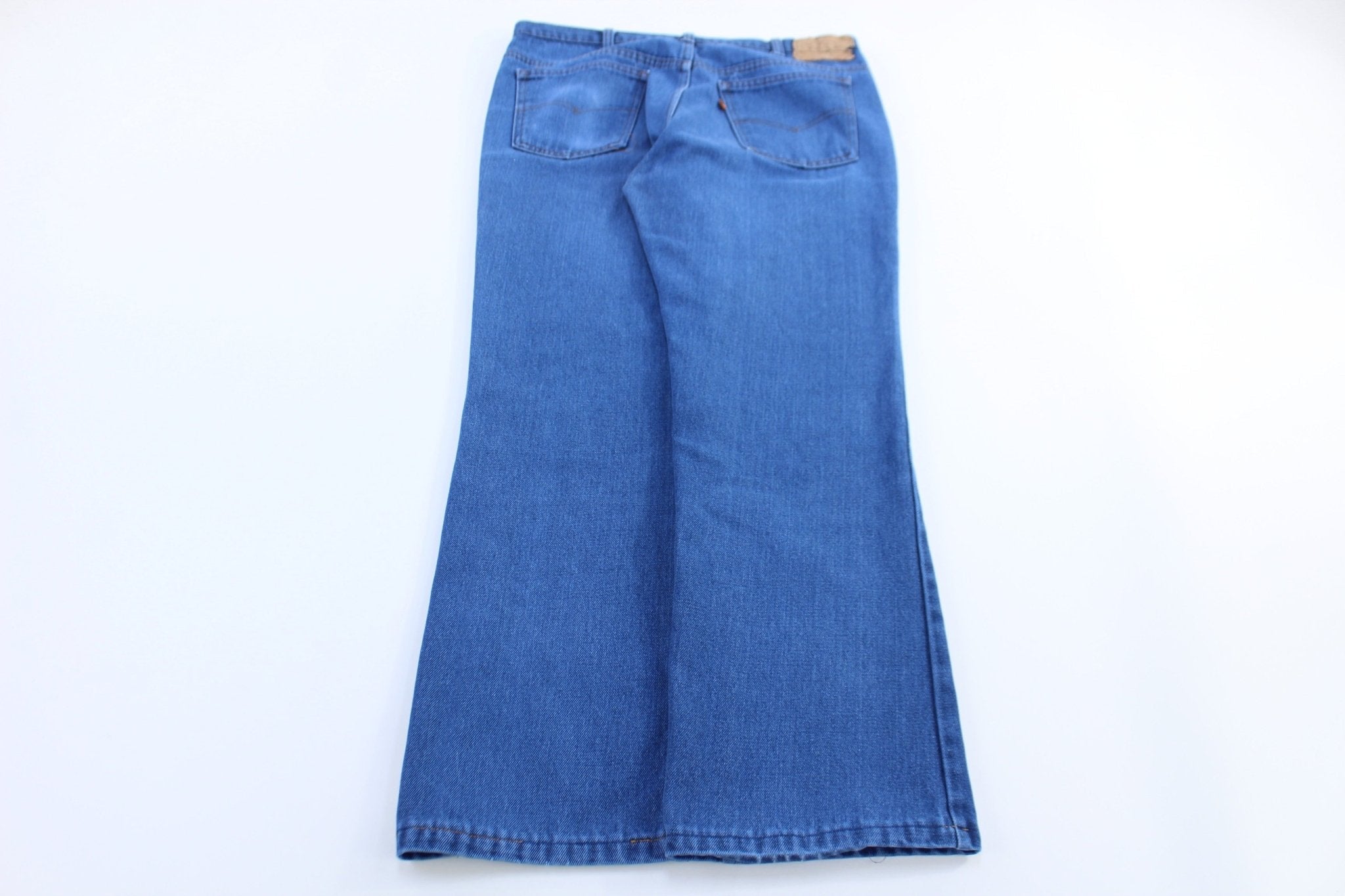 Levi's Medium Wash Denim Jeans - Pants/Shorts - Thrifted Threads