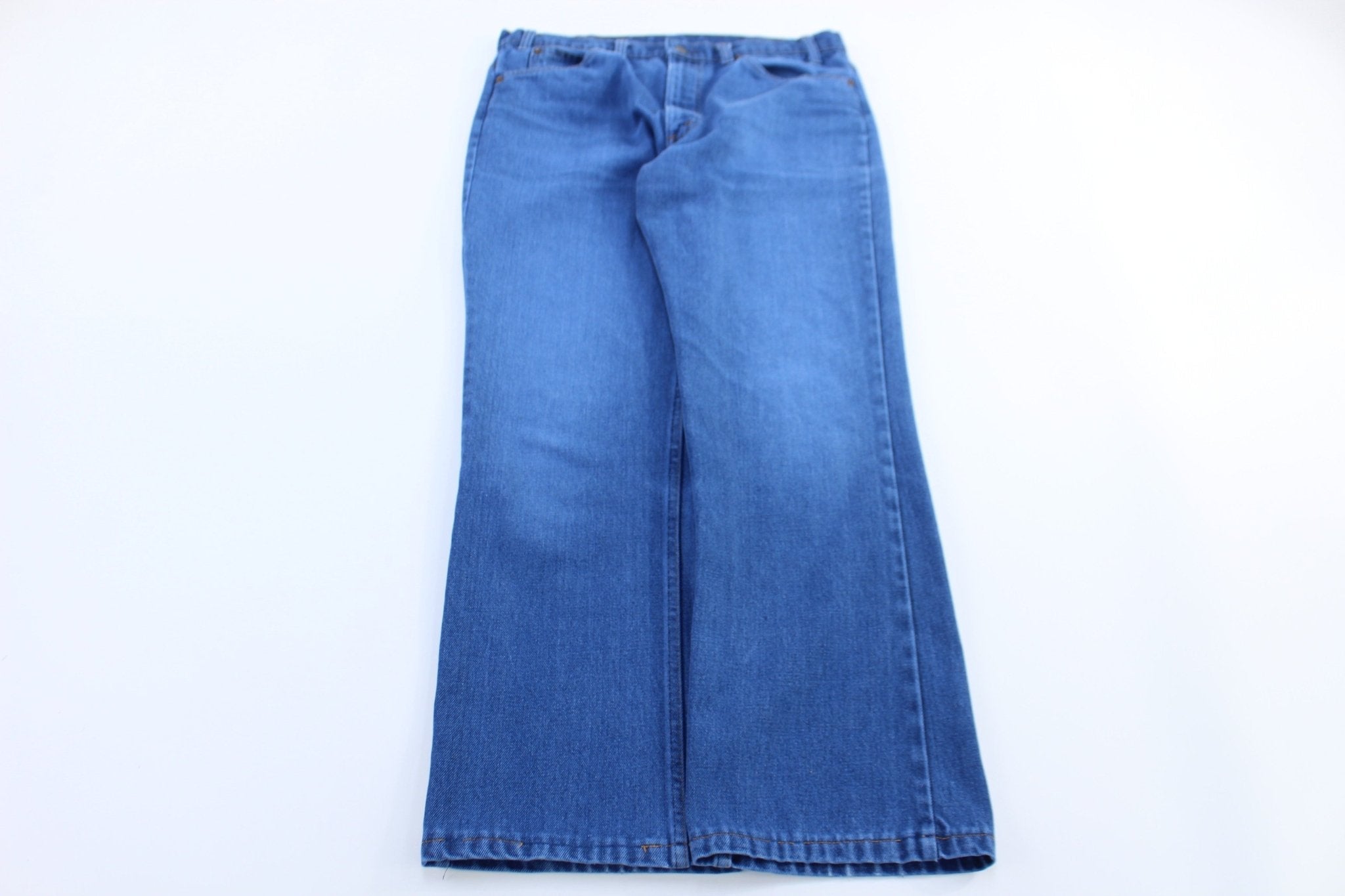 Levi's Medium Wash Denim Jeans - Pants/Shorts - Thrifted Threads
