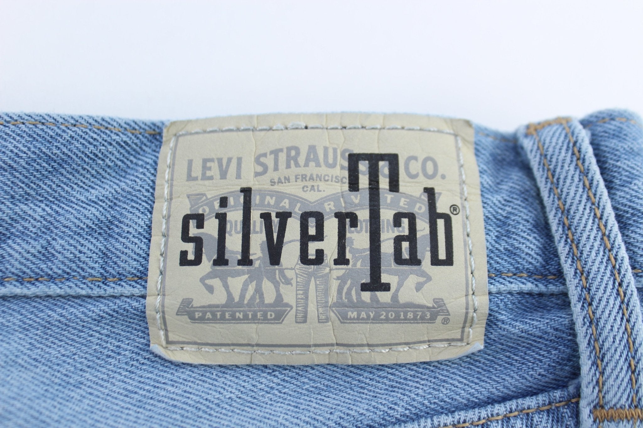 Levi's Silver Tab Light Wash Distressed Jeans - ThriftedThreads.com