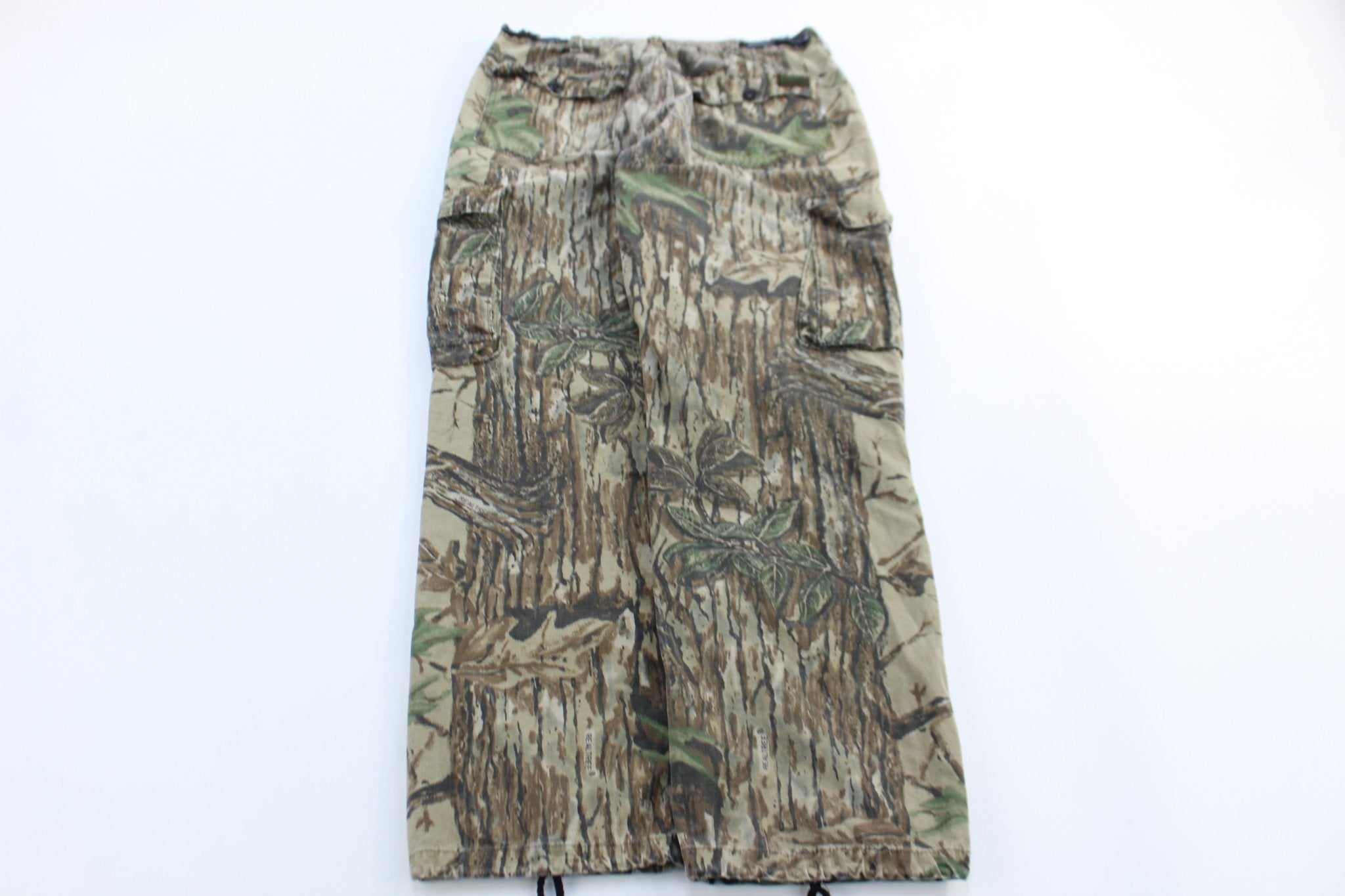 Liberty Real Tree Camo Cargo Pants - ThriftedThreads.com