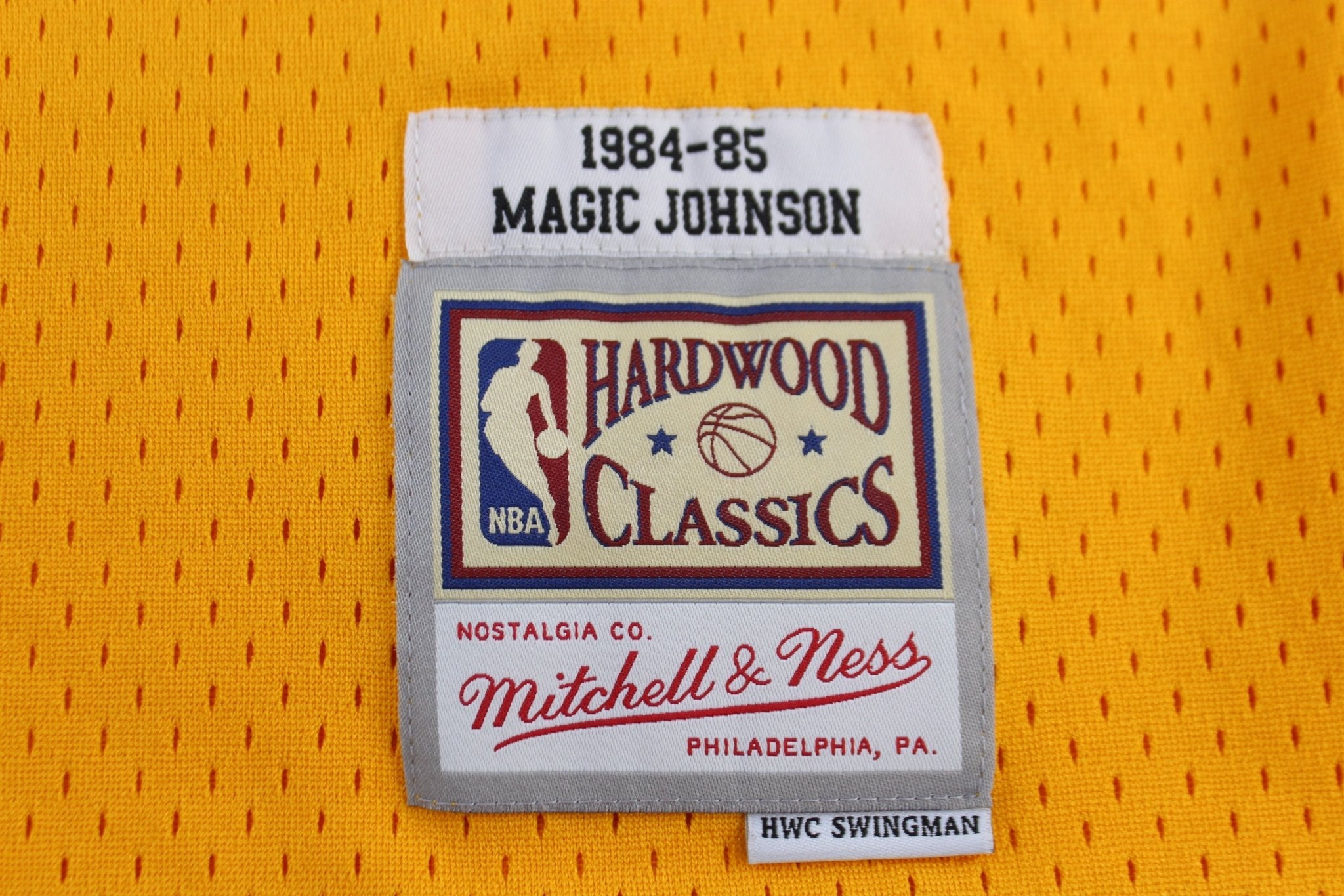 Los Angeles Lakers Magic Johnson 32 Basketball Jersey - ThriftedThreads.com