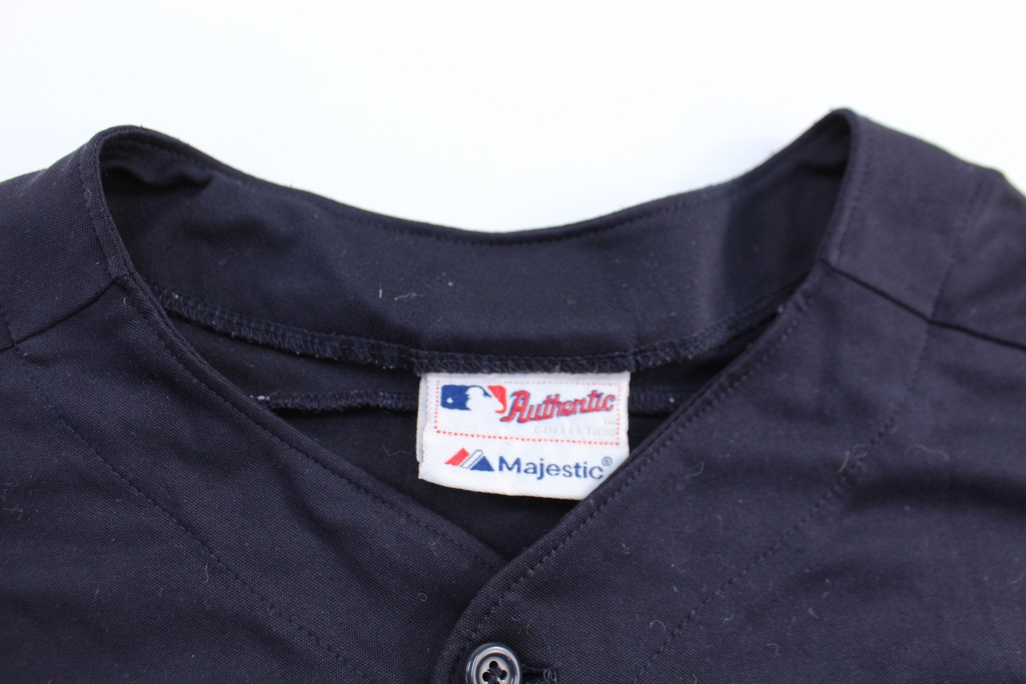 Majestic Embroidered Atlanta Braves Baseball Jersey - ThriftedThreads.com