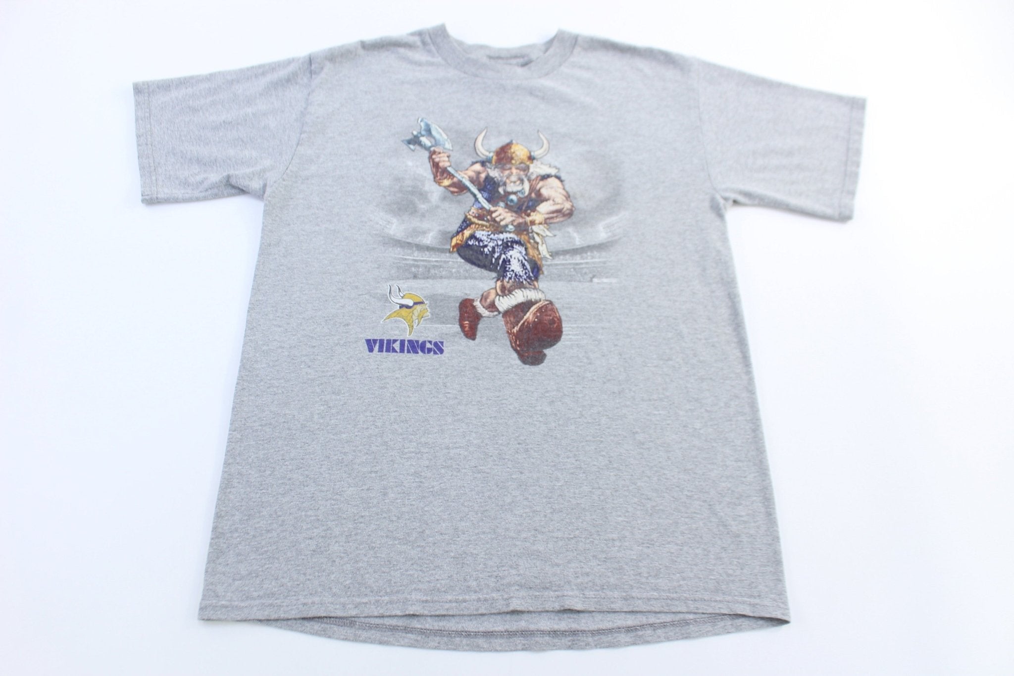 Minnesota Vikings Football T-shirt - Shirts & Tops - Thrifted Threads