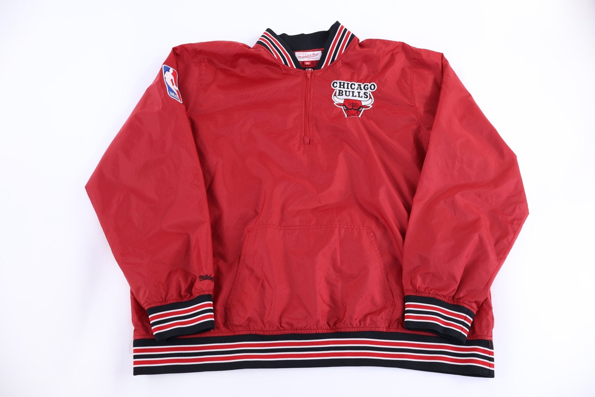 Mitchell & Ness Chicago Bulls Basketball Pullover Windbreaker - Jacket - Thrifted Threads