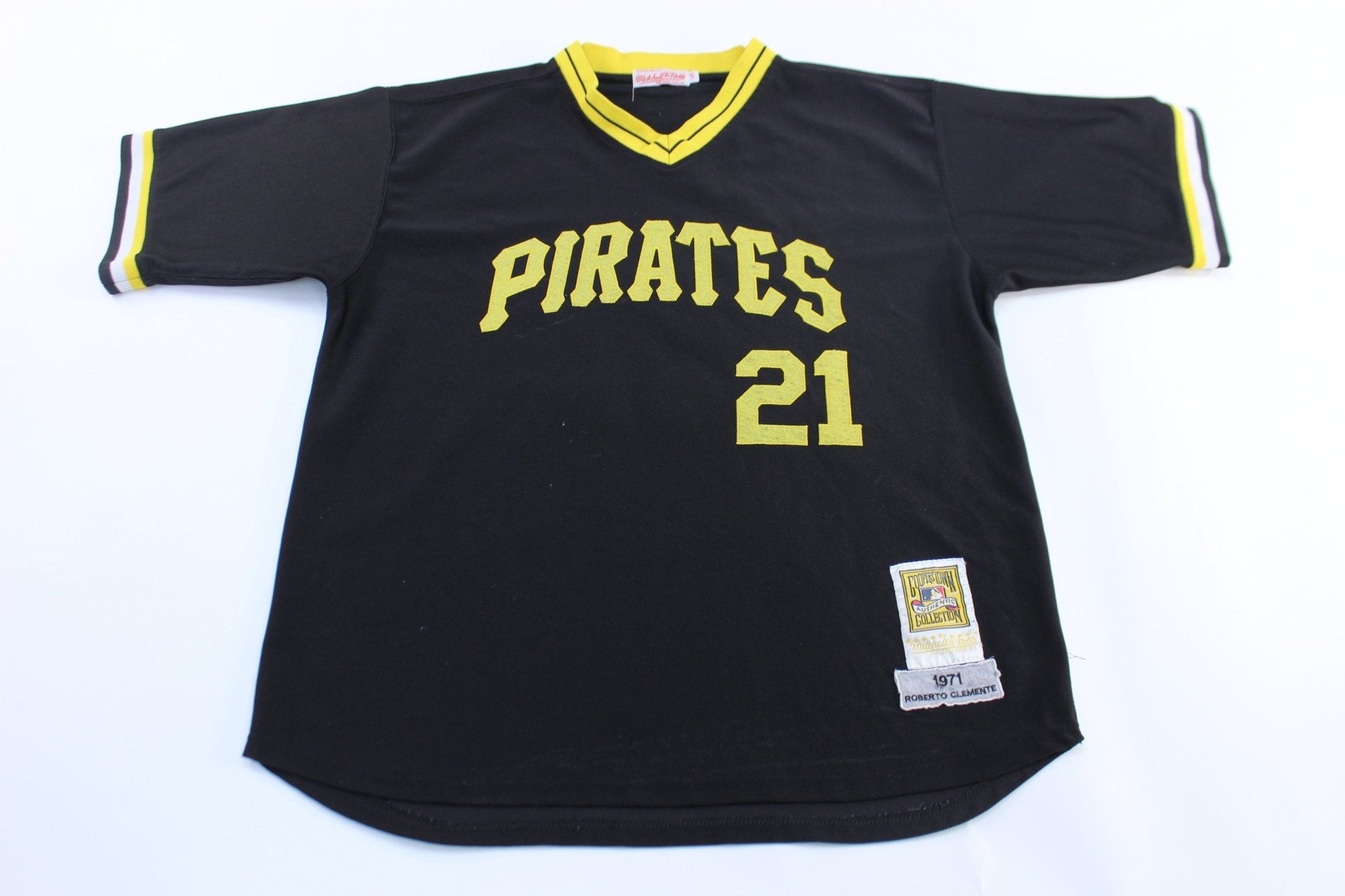 Mitchell & Ness Pittsburgh Pirates Roberto Clemente Baseball Jersey - ThriftedThreads.com