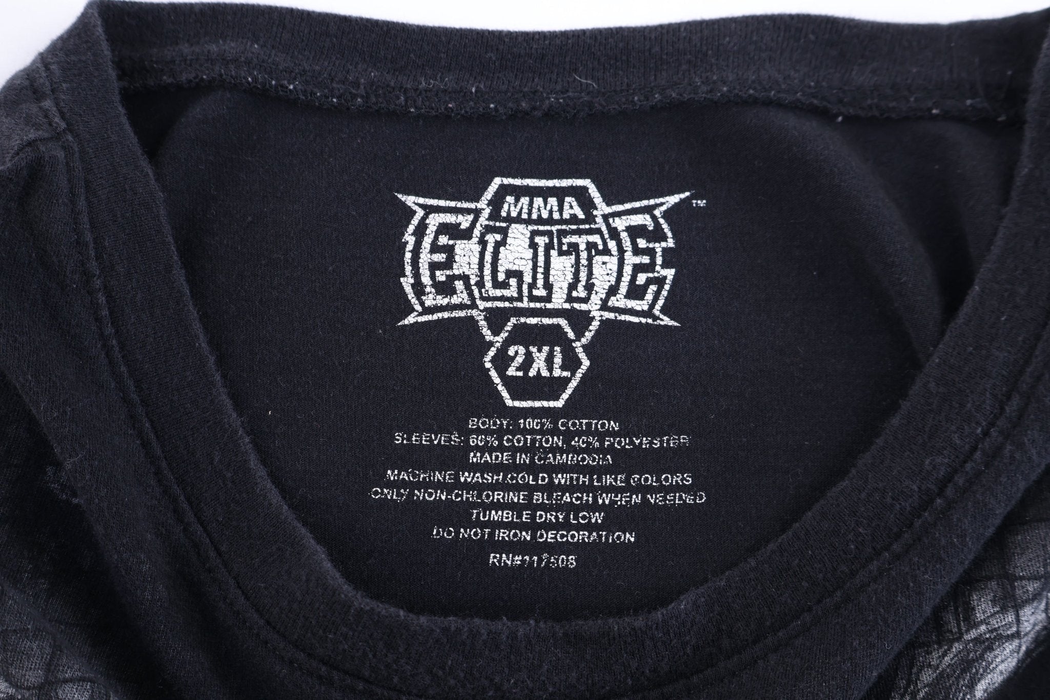 MMA Elite Skulls Graphic LS T-shirt - Shirts & Tops - Thrifted Threads