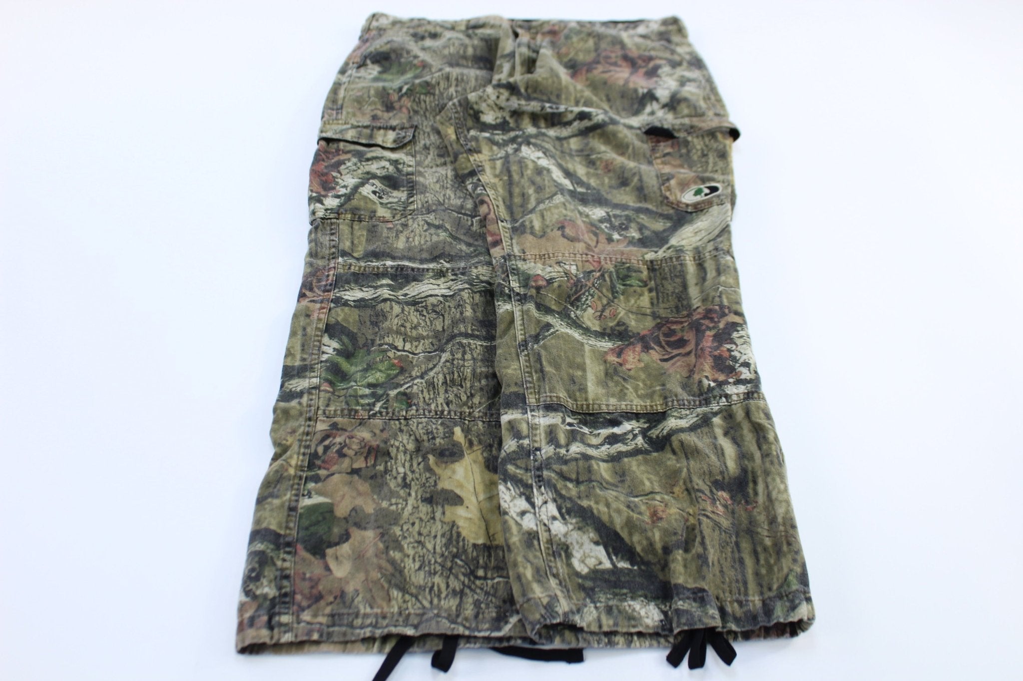 Mossy Oak Camo Cargo Pants - Pants - Thrifted Threads