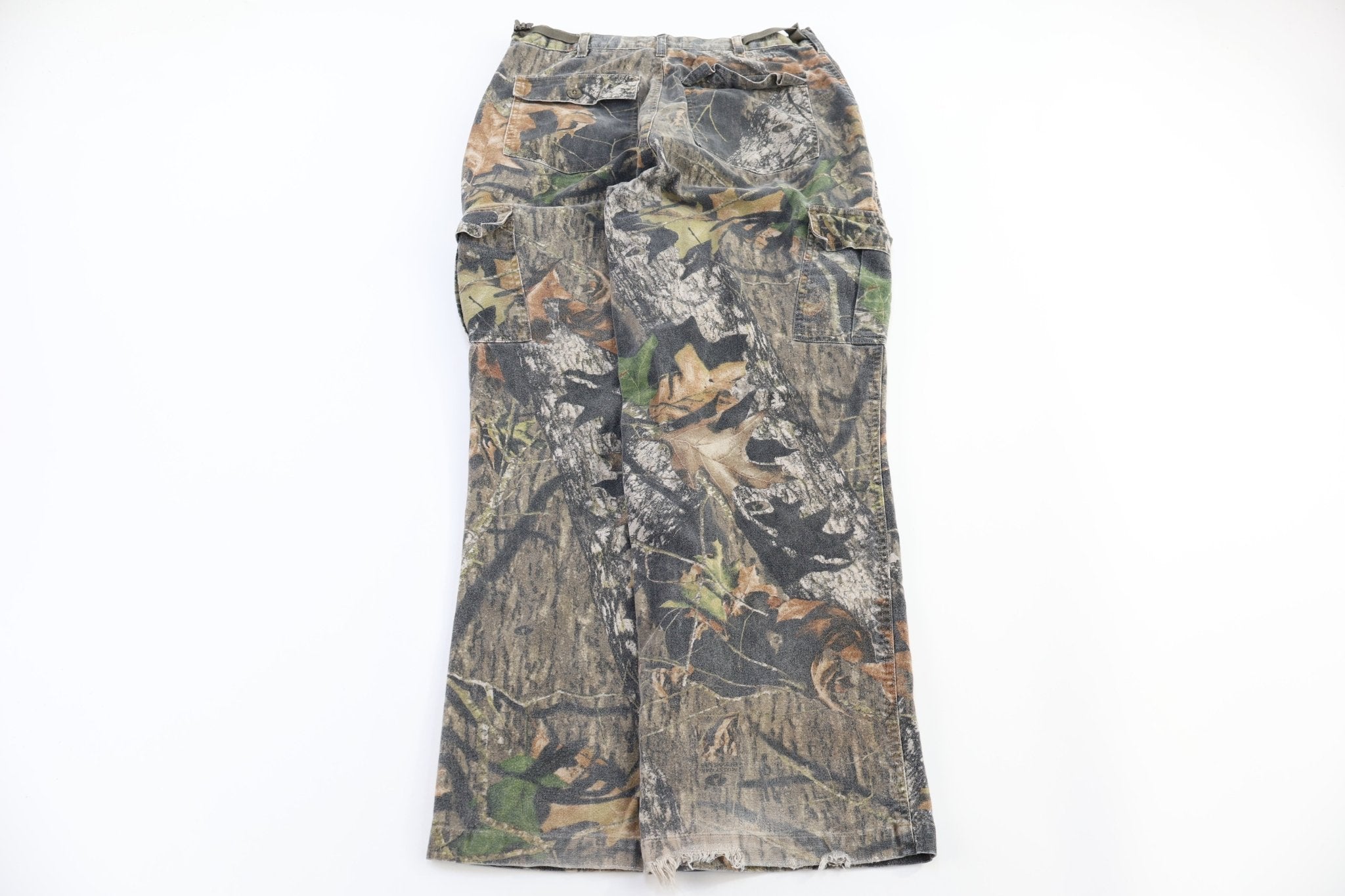 Mossy Oak Camo Cargo Pants - Pants/Shorts - Thrifted Threads