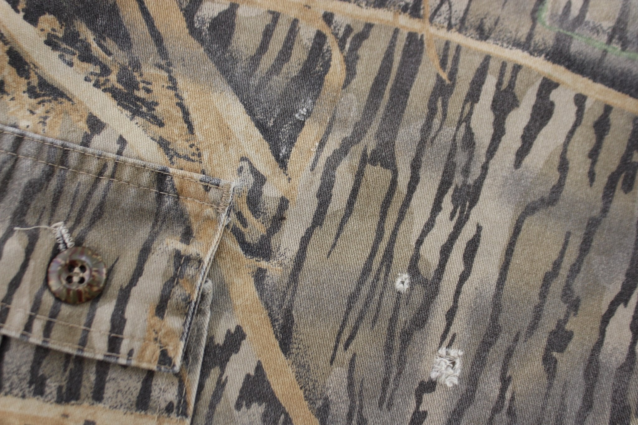 Mossy Oak Shadow Grass Camo Pants - ThriftedThreads.com