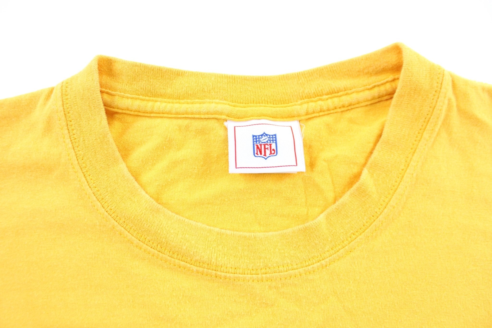 NFL Green Bay Packers Embroidered Logo T-Shirt – ThriftedThreads.com