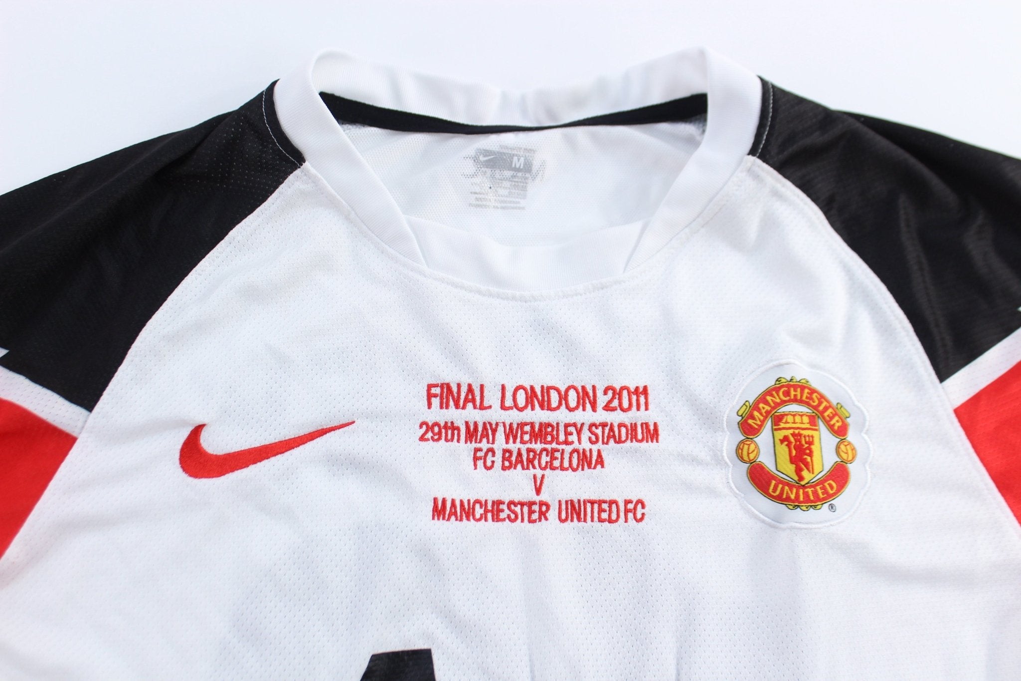Nike Embroidered Logo Manchester United Wayne Rooney Soccer Jersey - ThriftedThreads.com