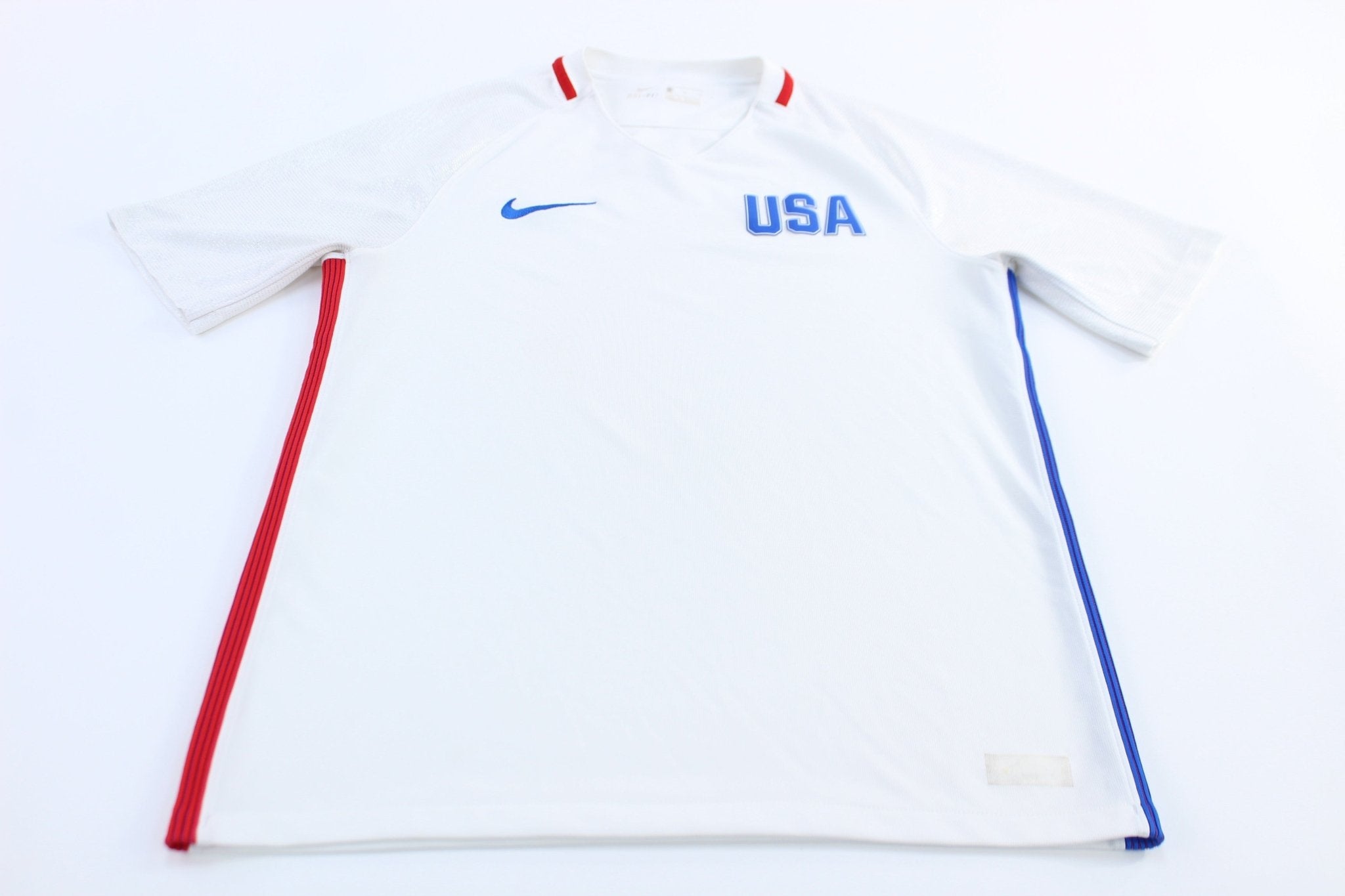 Nike Embroidered Logo Team USA Soccer Jersey - ThriftedThreads.com