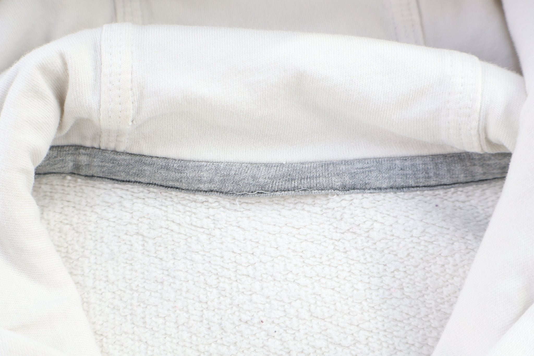 Nike Embroidered Logo White Pullover Hoodie - Sweatshirt - Thrifted Threads