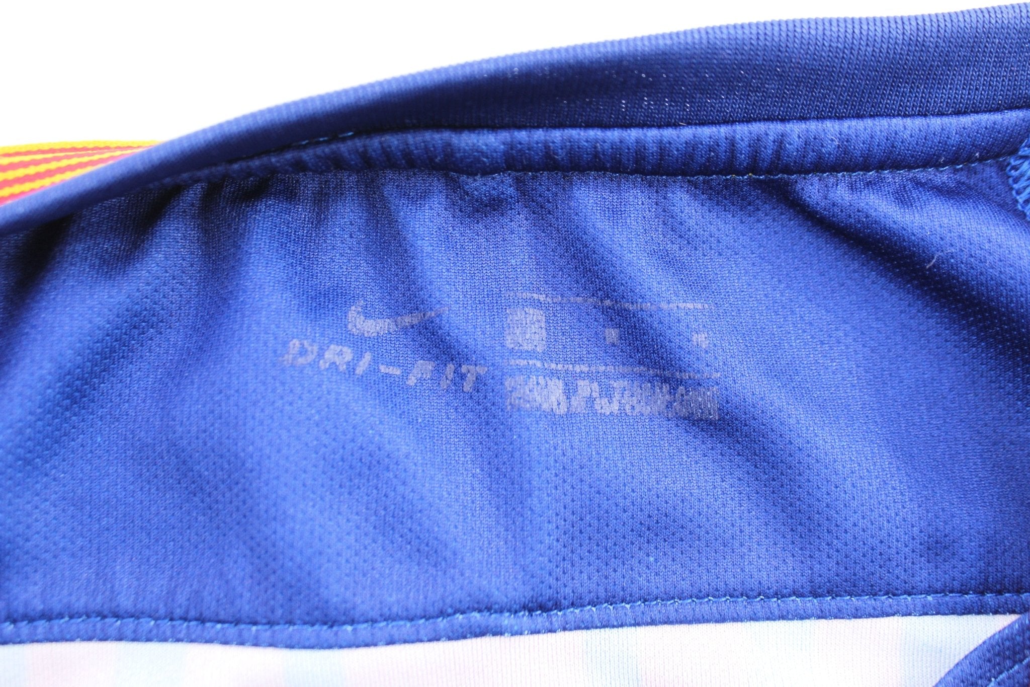 Nike Embroidered Swoosh Logo FC Barcelona 10 Mike Soccer Jersey - ThriftedThreads.com