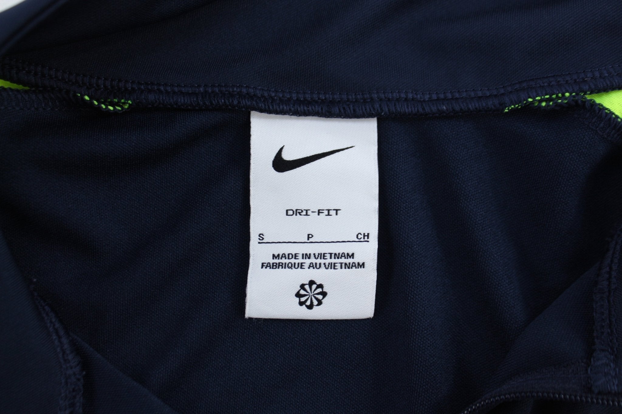 Nike Embroidered Swoosh Logo Team USA Blue & Neon Pullover - ThriftedThreads.com