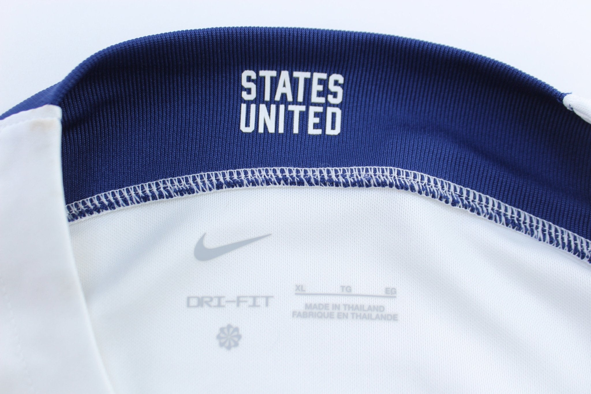 Nike Embroidered Swoosh Logo Team USA Soccer Jersey - ThriftedThreads.com
