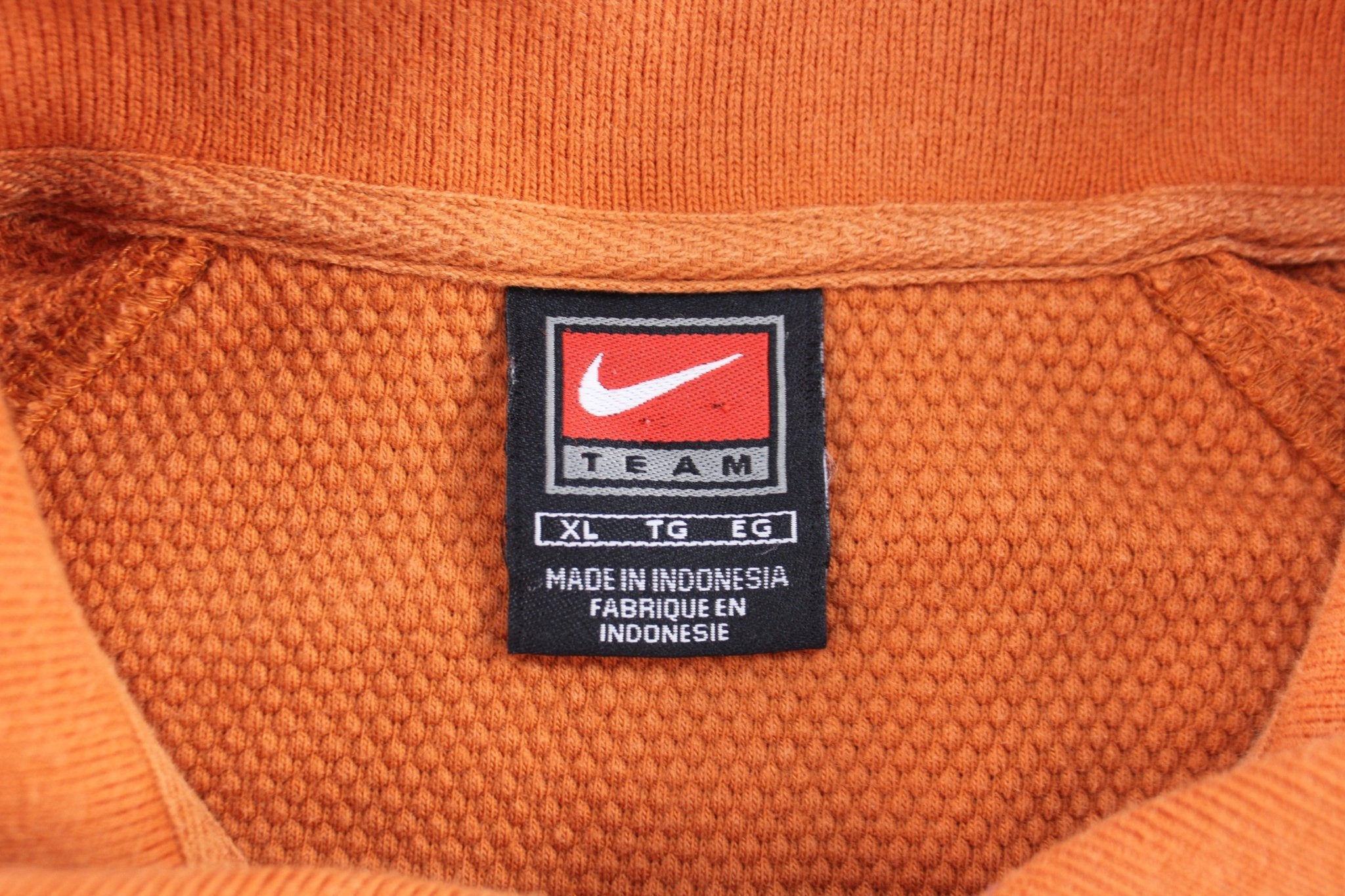 Nike Embroidered Swoosh Logo Texas Longhorns Button Up Polo - ThriftedThreads.com