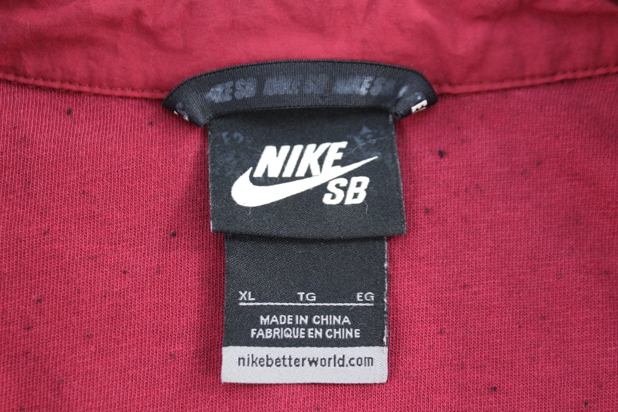 Nike SB Logo Maroon Windbreaker Jacket - ThriftedThreads.com