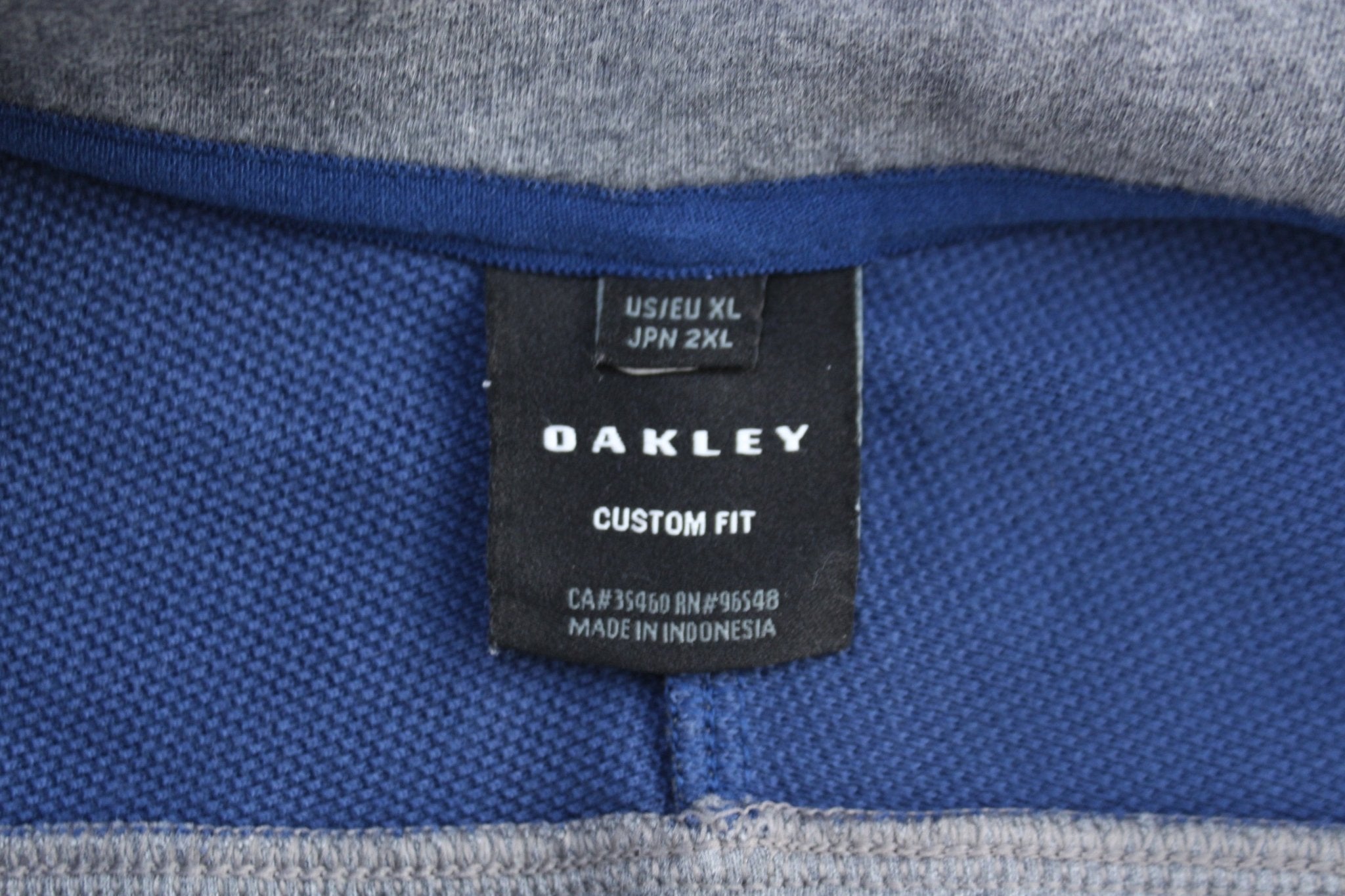 Oakley Grey & Blue Full Zip Jacket - Jacket - Thrifted Threads